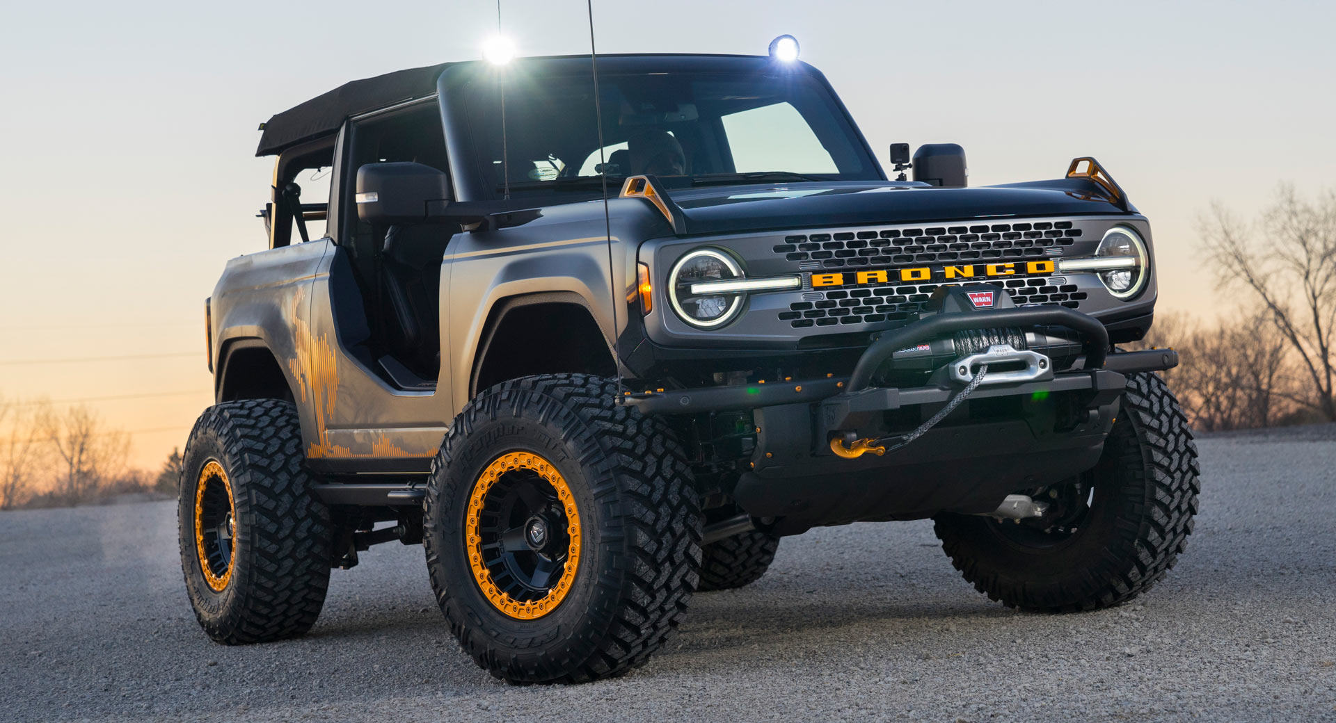 Ford Bronco to offer hundreds of accessories for off-roading