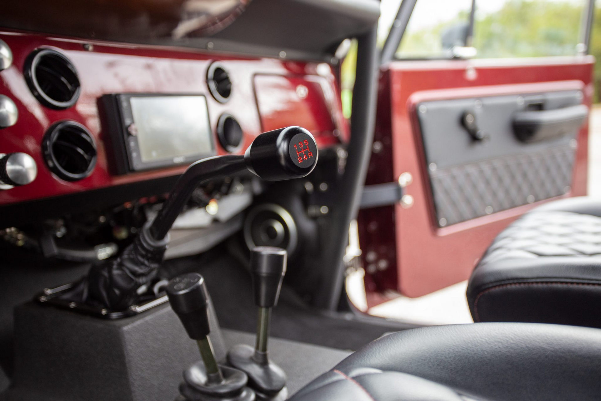 Coyote-Powered Ford Bronco Is So Wrong It’s Right
