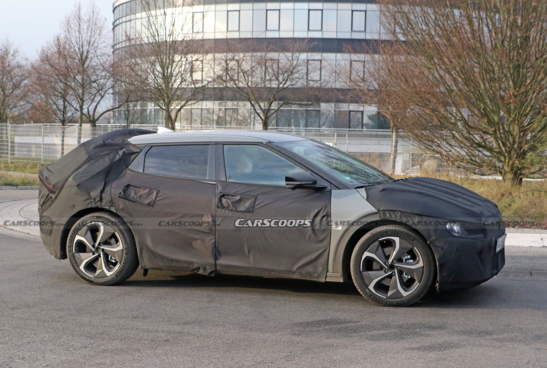 All-Electric 2022 Kia CV Spied Testing, Debut To Follow Ioniq 5