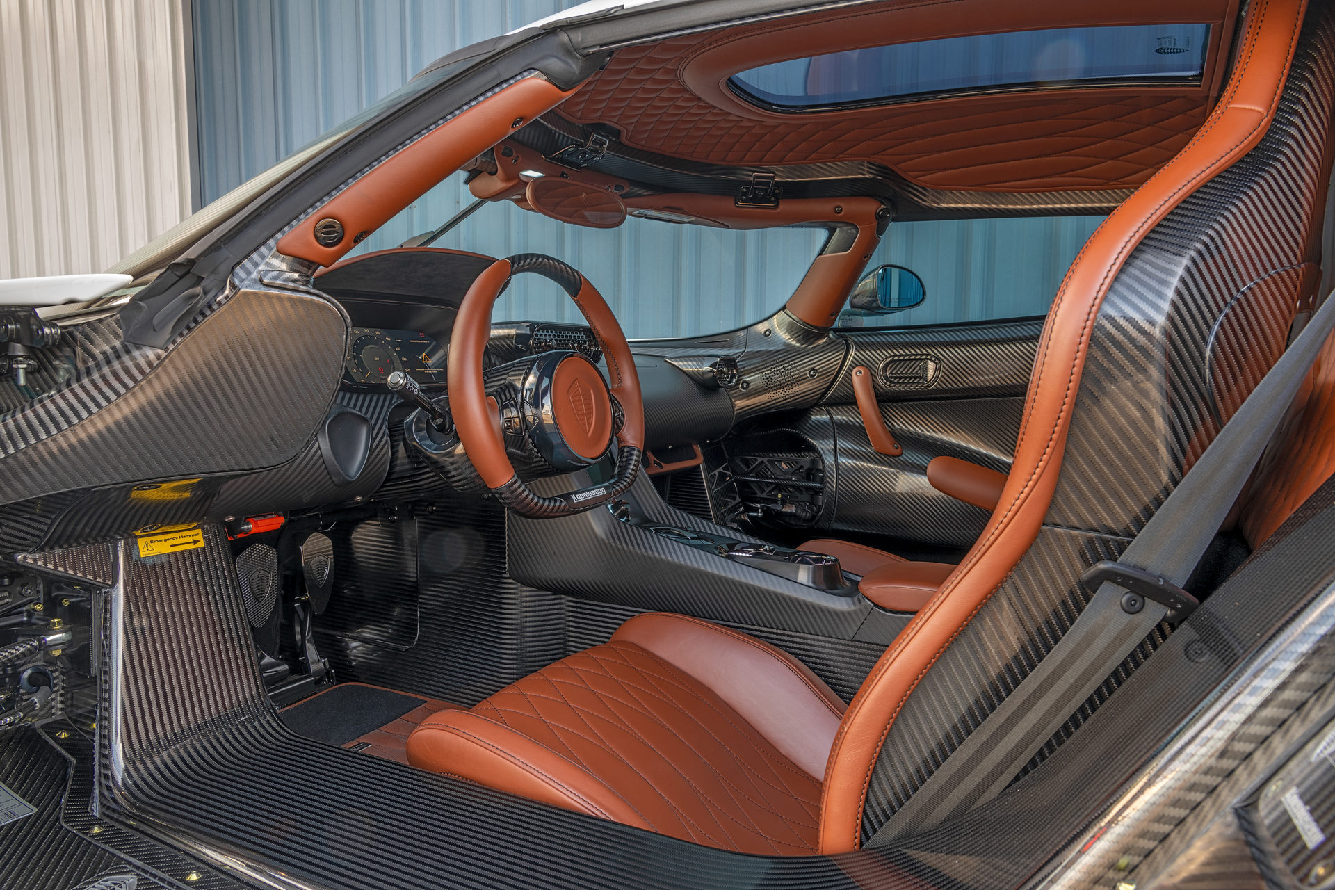 Scare Off All Other Hypercars With This 1,500 HP Koenigsegg Regera