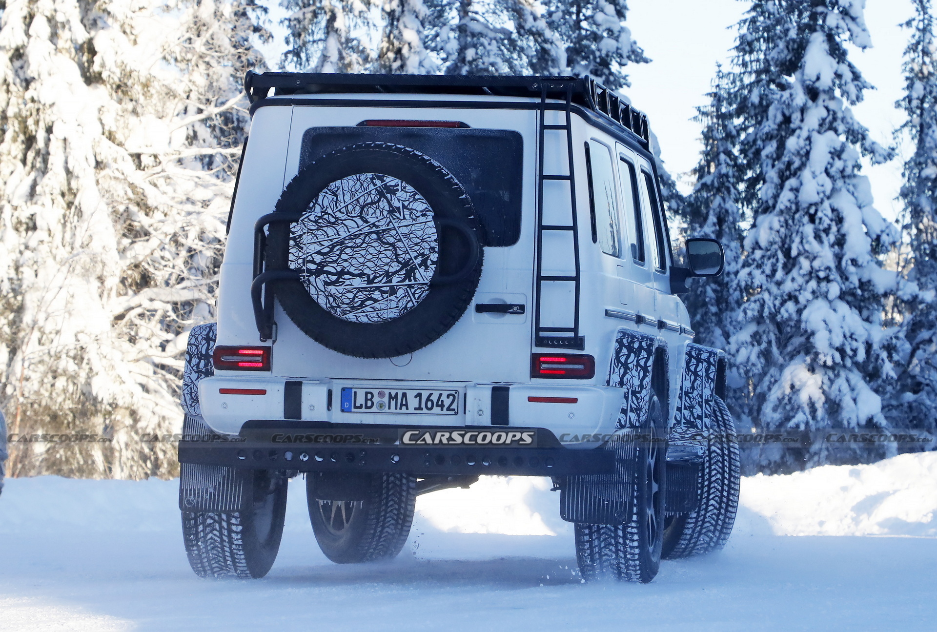 2022 Mercedes G-Class 4X4 Squared Caught Testing And Sliding In The Snow