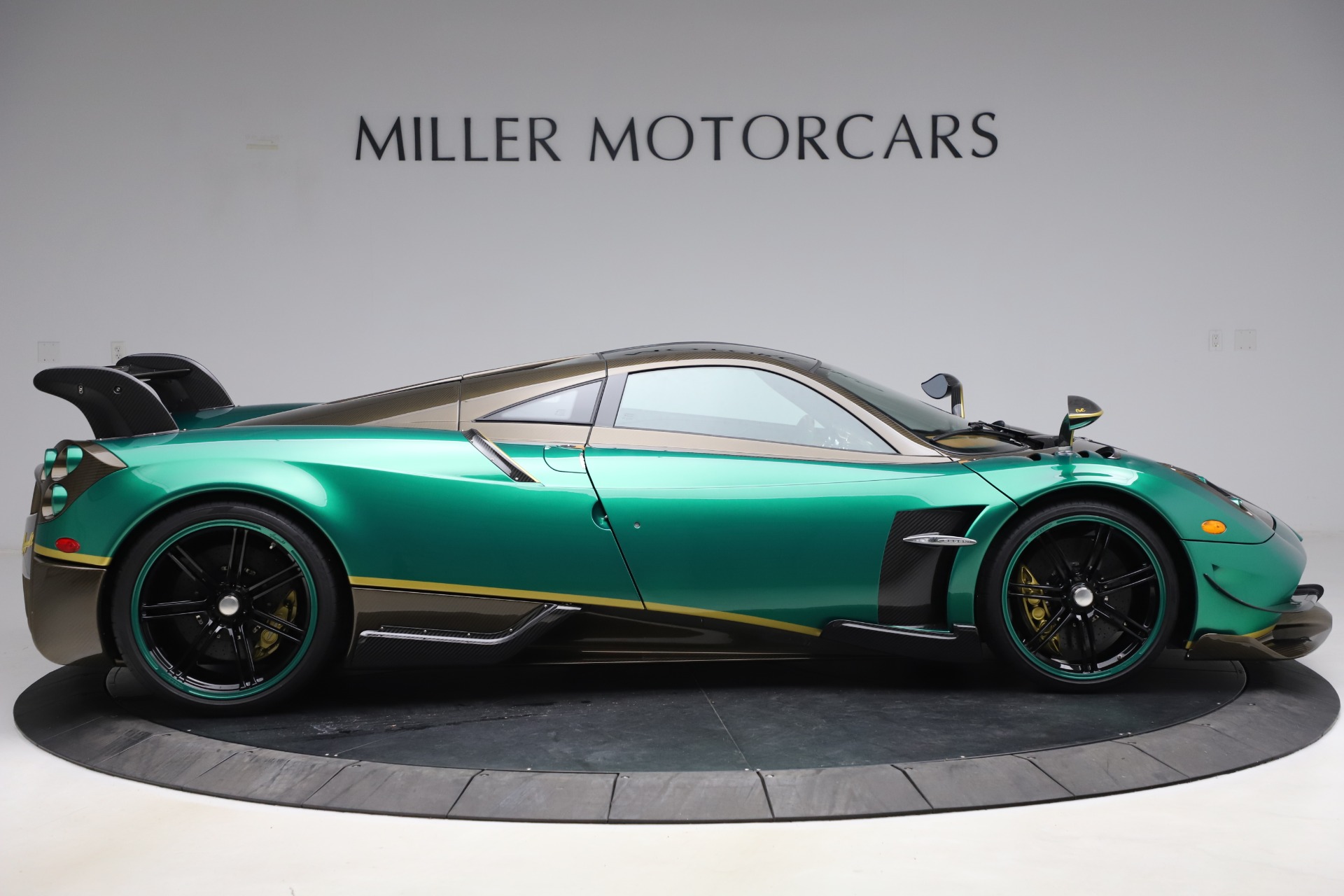 Would You Splash The Cash On This Green Pagani Huayra BC?