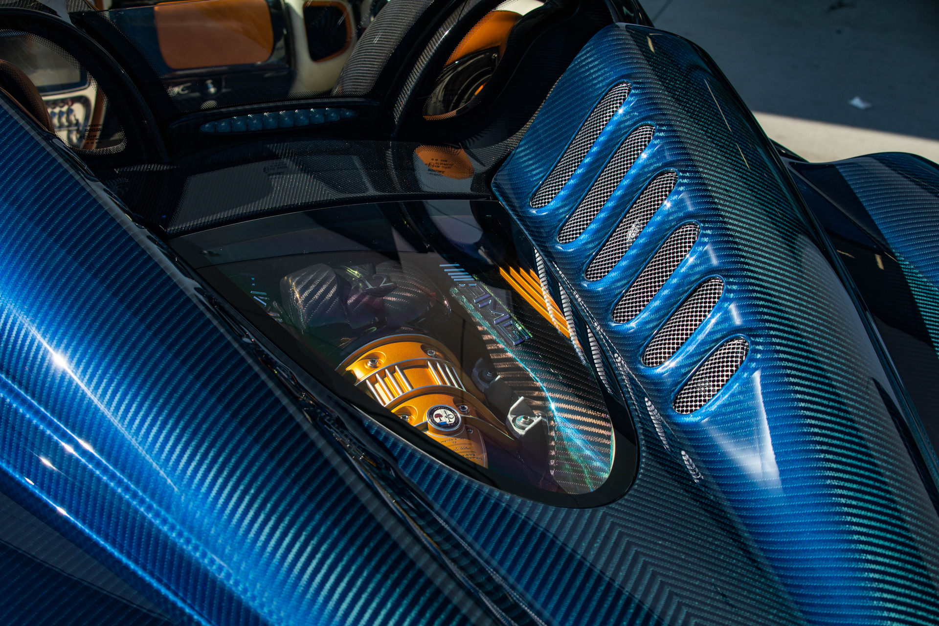 2018 Pagani Huayra Roadster Clad In Blue Carbon Is Just About Perfect