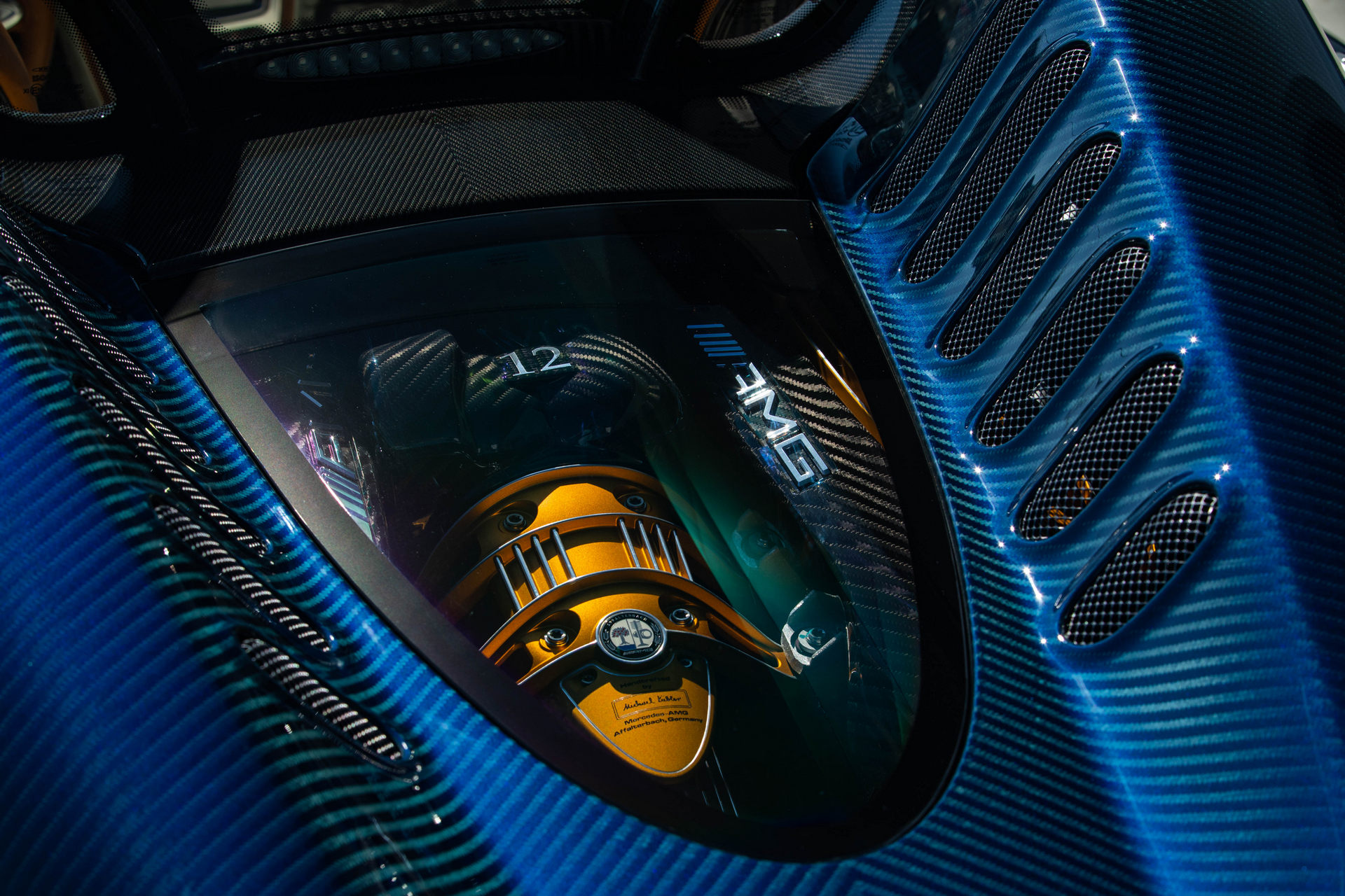 2018 Pagani Huayra Roadster Clad In Blue Carbon Is Just About Perfect