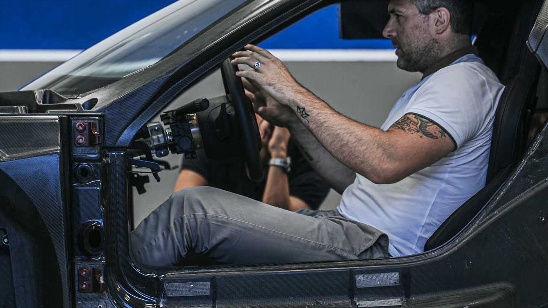 Picasso PS-01 Supercar Comes From Switzerland, Weighs Less Than 2,000 Lbs And Has 600 HP