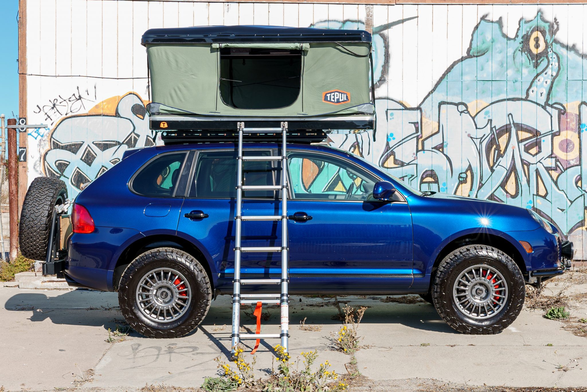 Explore The Wilderness With This Modified 2006 Porsche Cayenne Turbo S