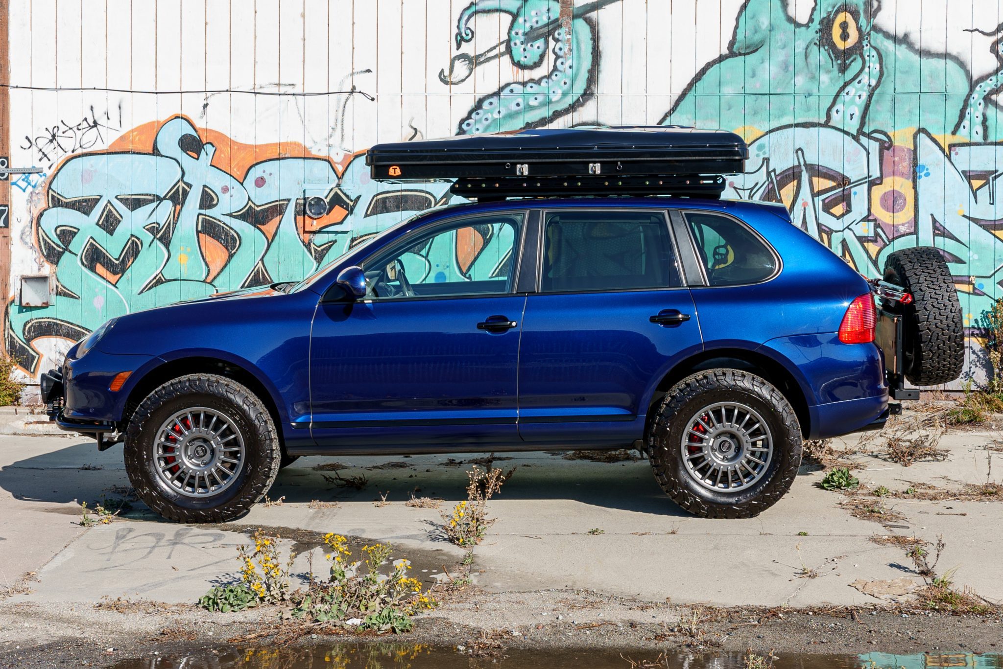 Explore The Wilderness With This Modified 2006 Porsche Cayenne Turbo S