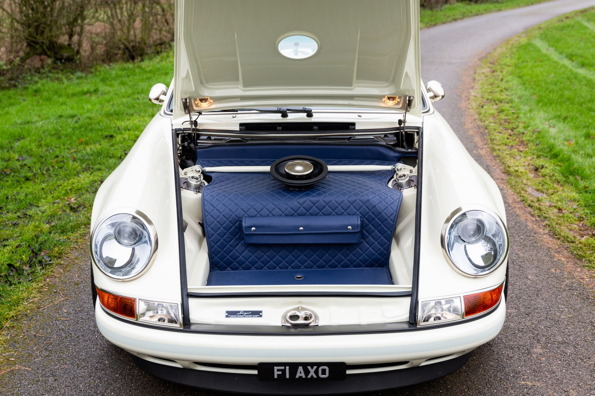 Painfully Beautiful Porsche 911 by Singer Is Looking For A New Home