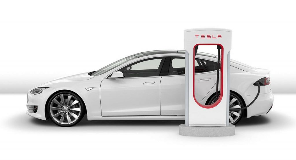  Tesla Opens Its Largest Supercharger Station In China