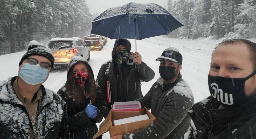 Healthcare Workers Stuck In Snowstorm Give Trapped Motorists COVID-19 Vaccines
