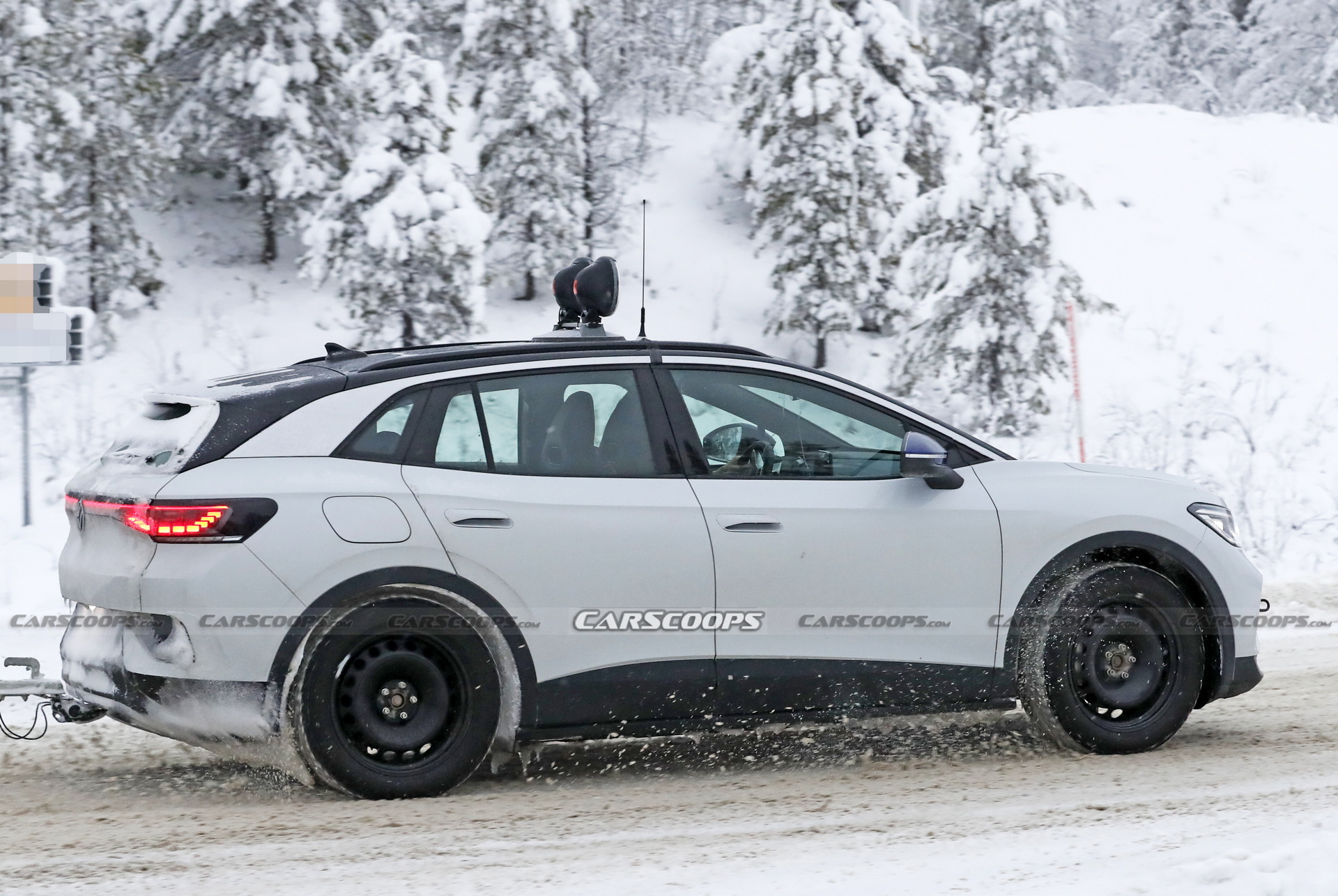 The New 2022 ID.4 GTX Is Volkswagen’s Performance Electric Crossover