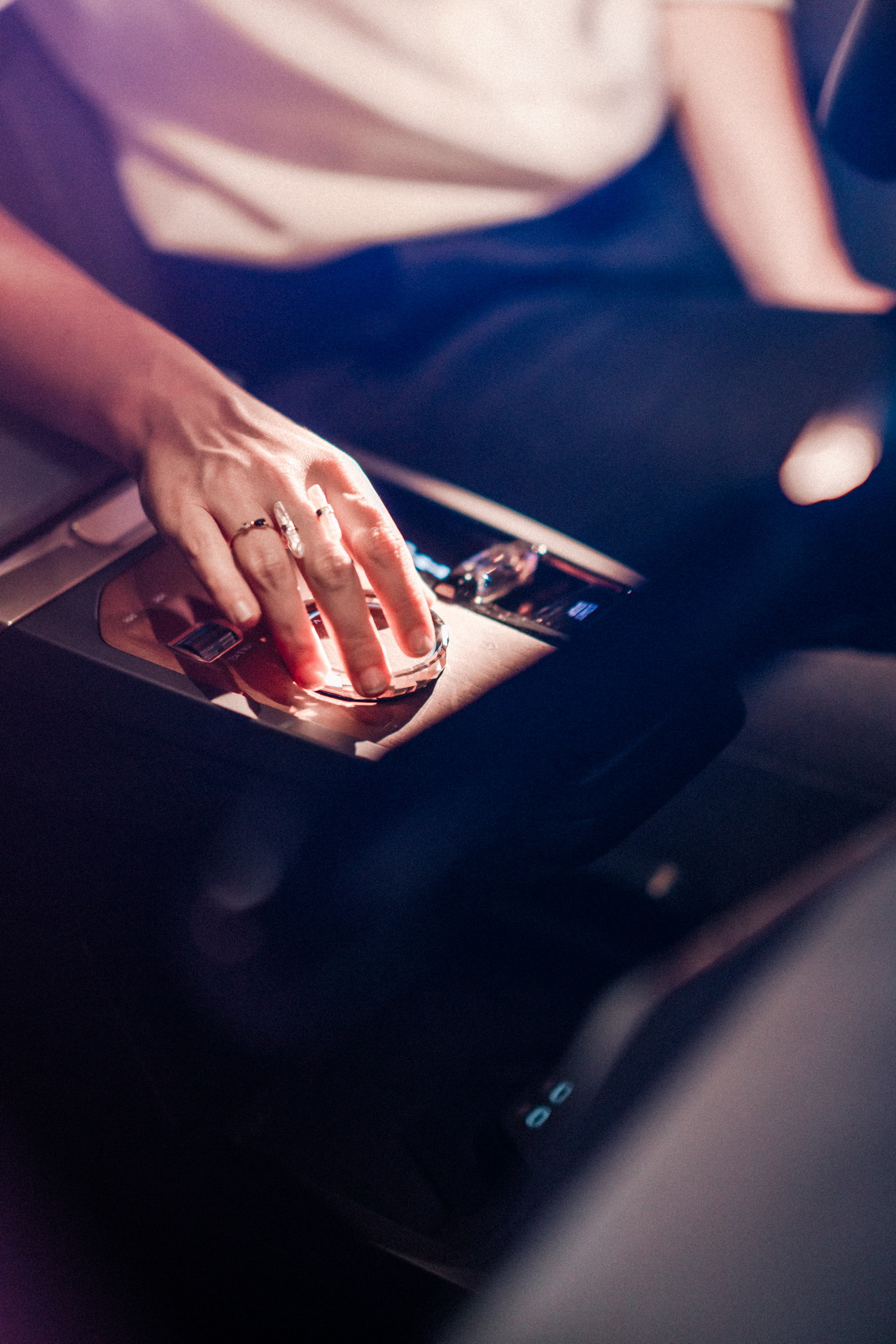 BMW Showcasing Next-Gen Display And iDrive At CES 2021