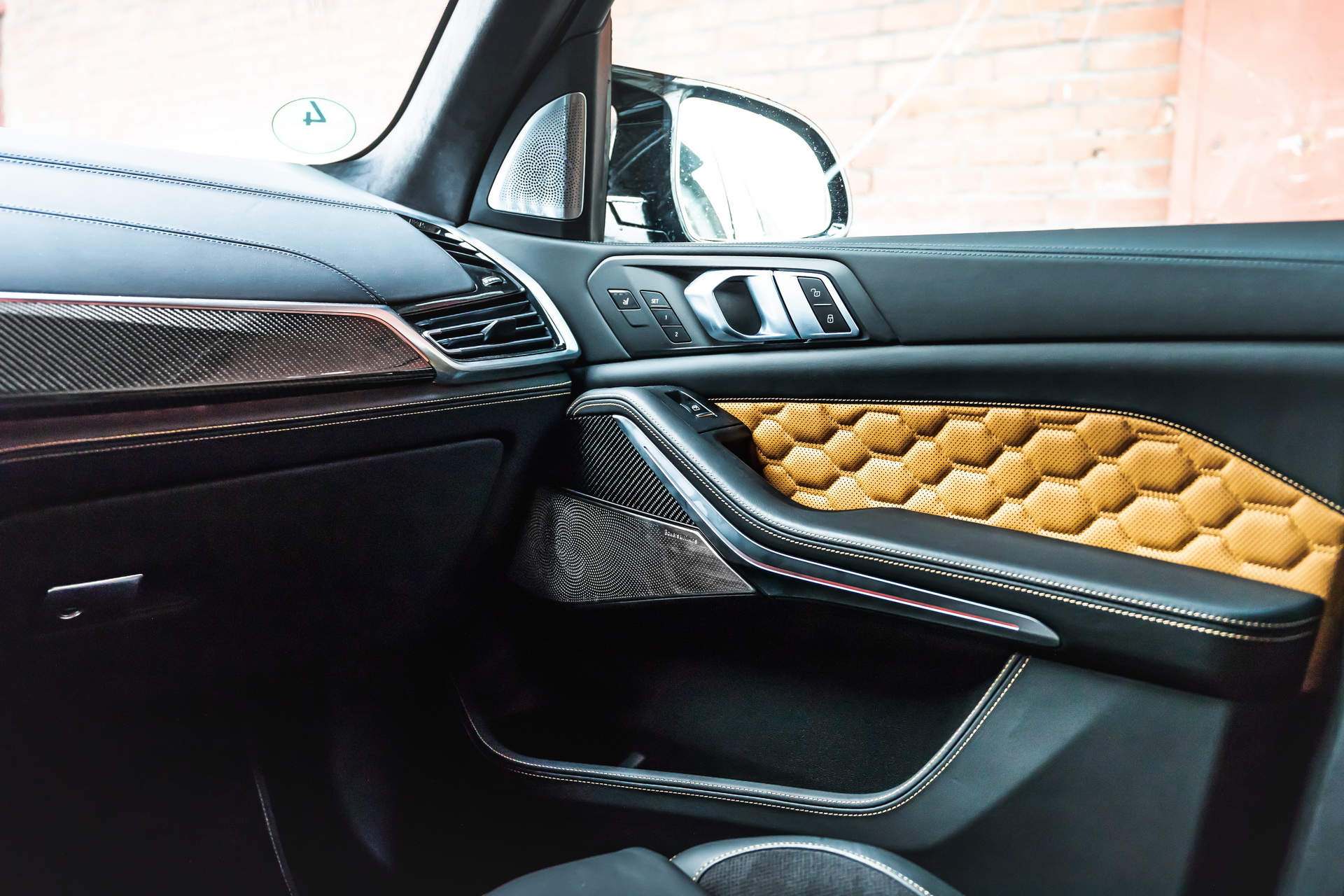 Manhart’s BMW X5 M Competition MHX5 800 Is Anything But Subtle