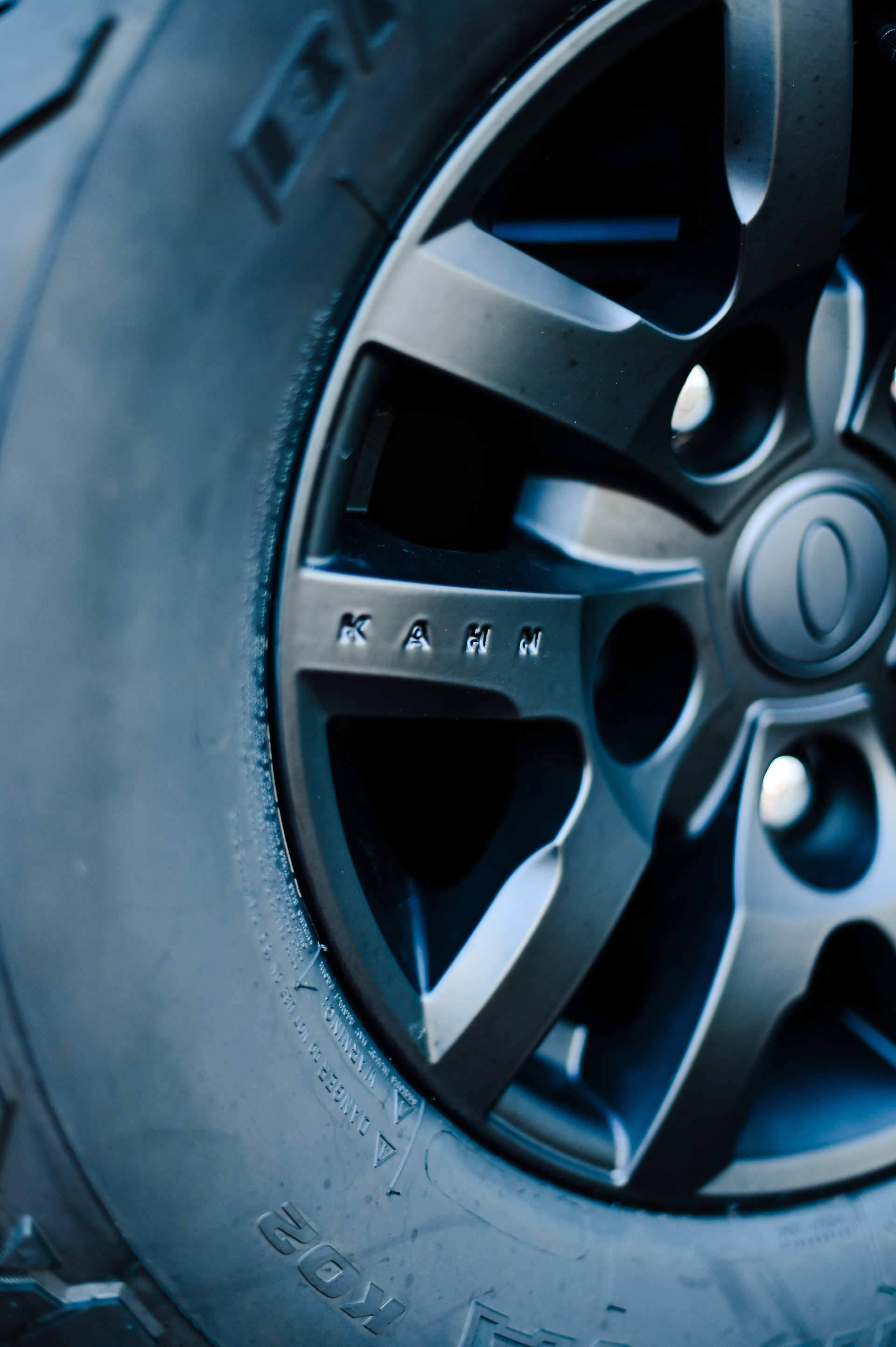 Osprey’s Land Rover Defender 90 Has Classic Looks, Modern Power