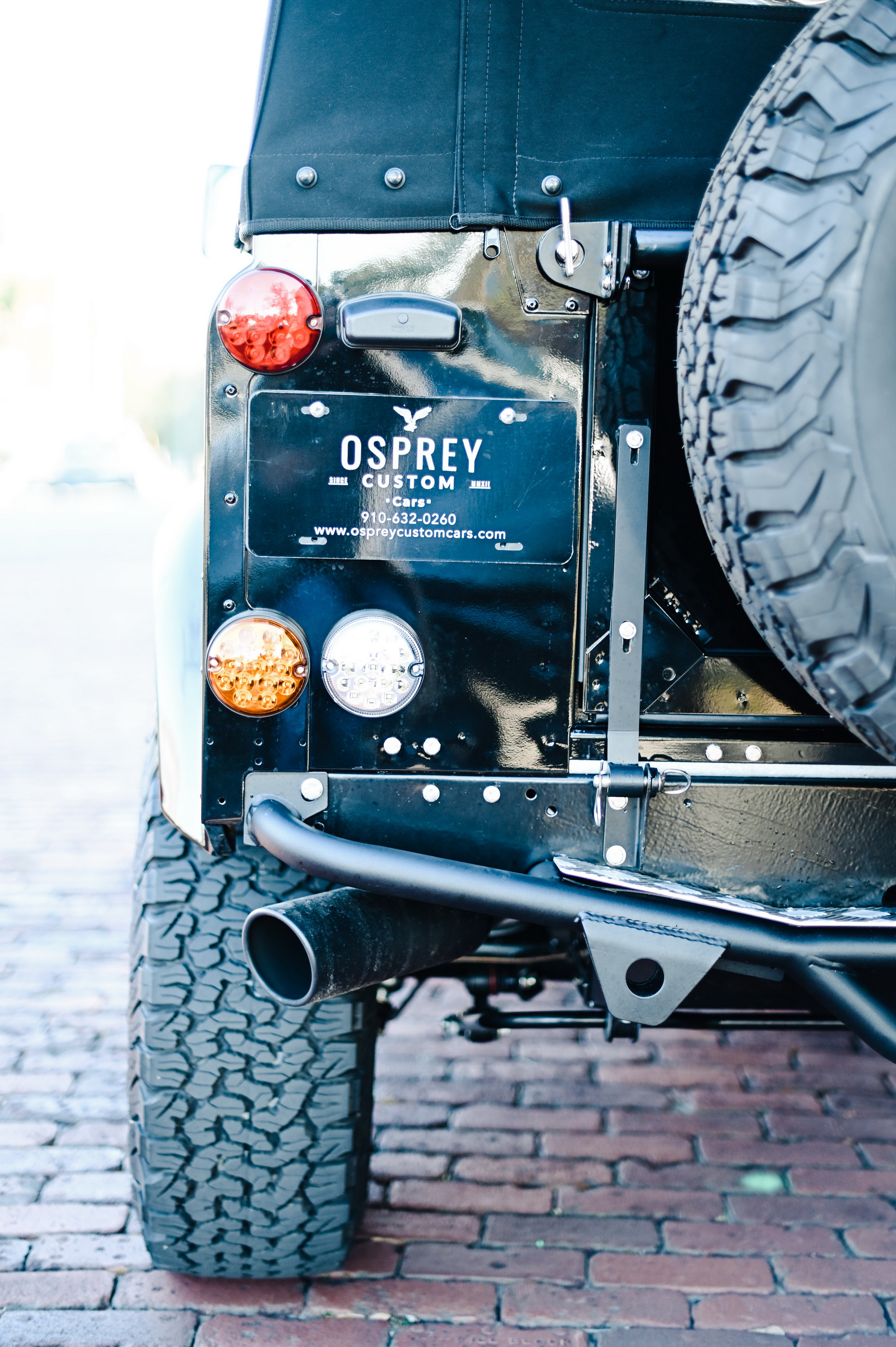 Osprey’s Land Rover Defender 90 Has Classic Looks, Modern Power