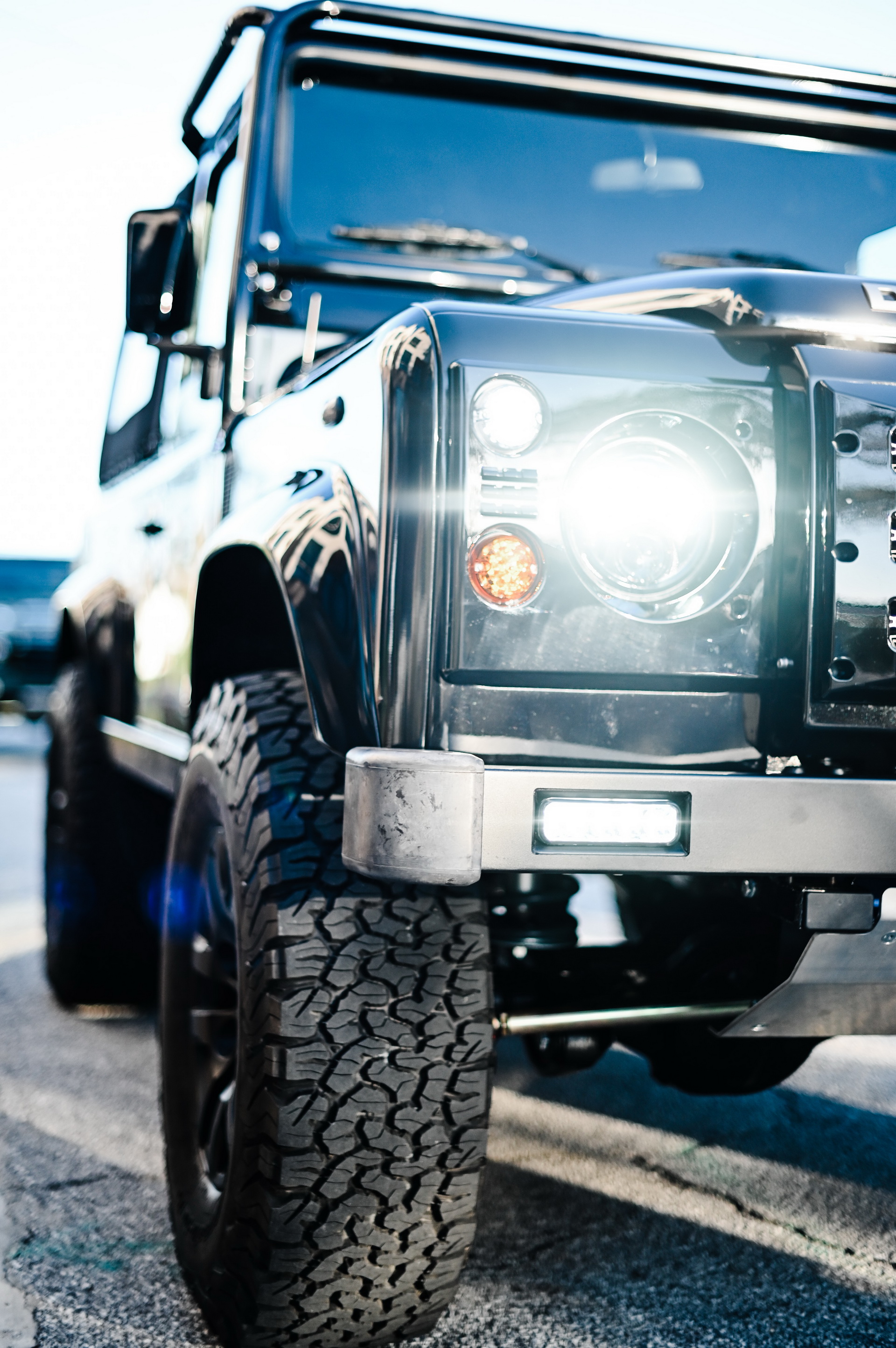 Osprey’s Land Rover Defender 90 Has Classic Looks, Modern Power