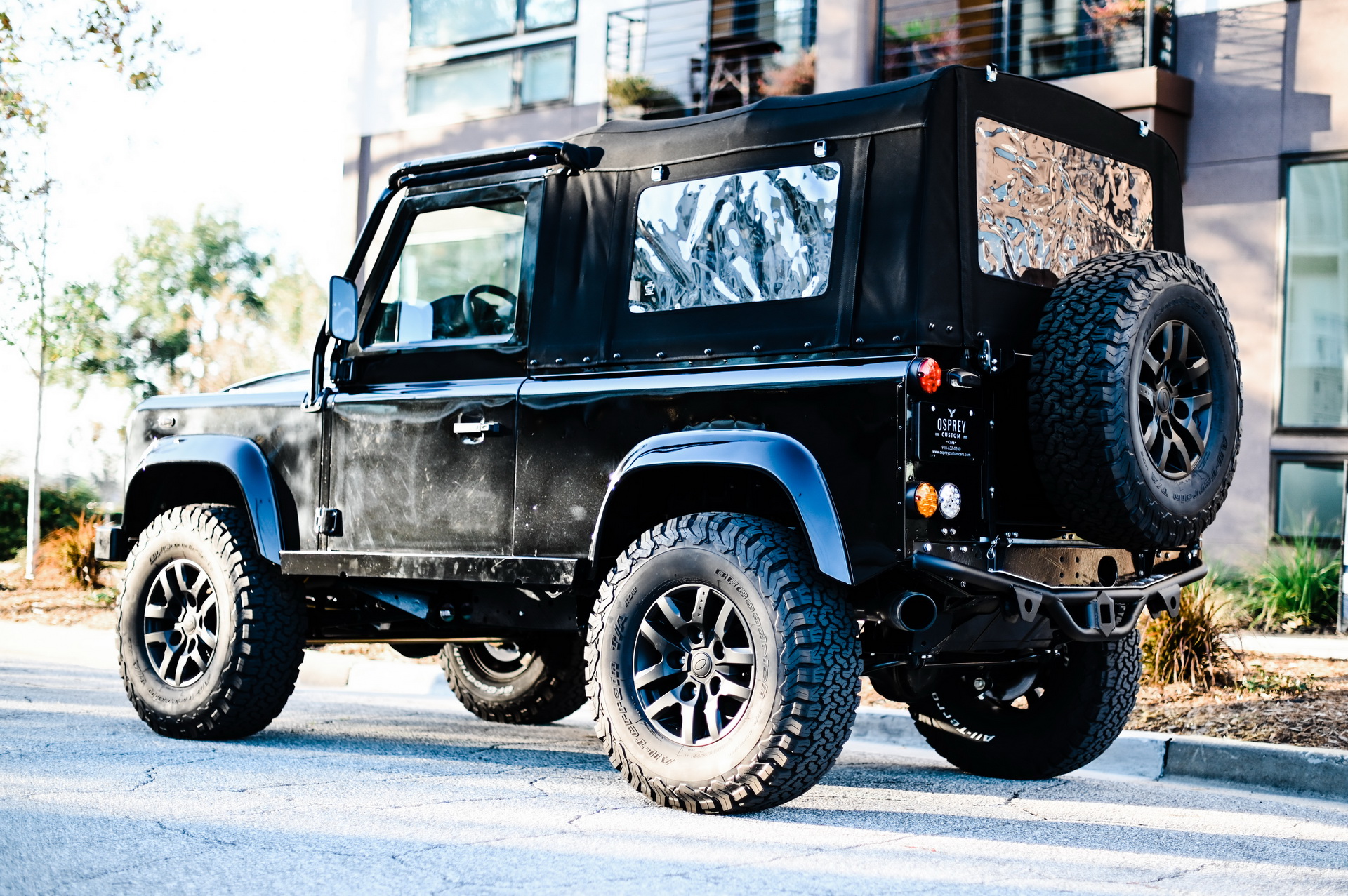 Osprey’s Land Rover Defender 90 Has Classic Looks, Modern Power