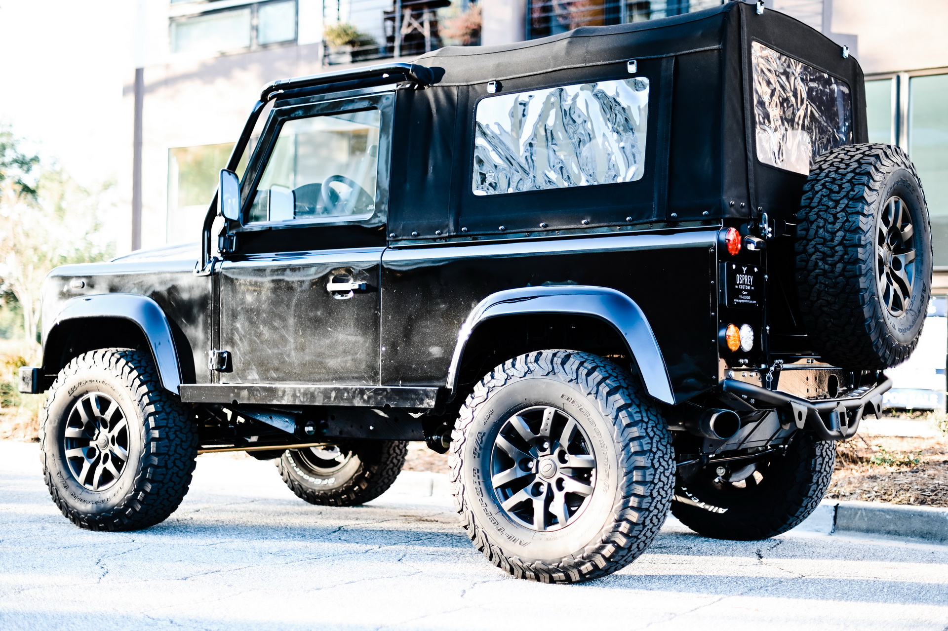 Osprey’s Land Rover Defender 90 Has Classic Looks, Modern Power