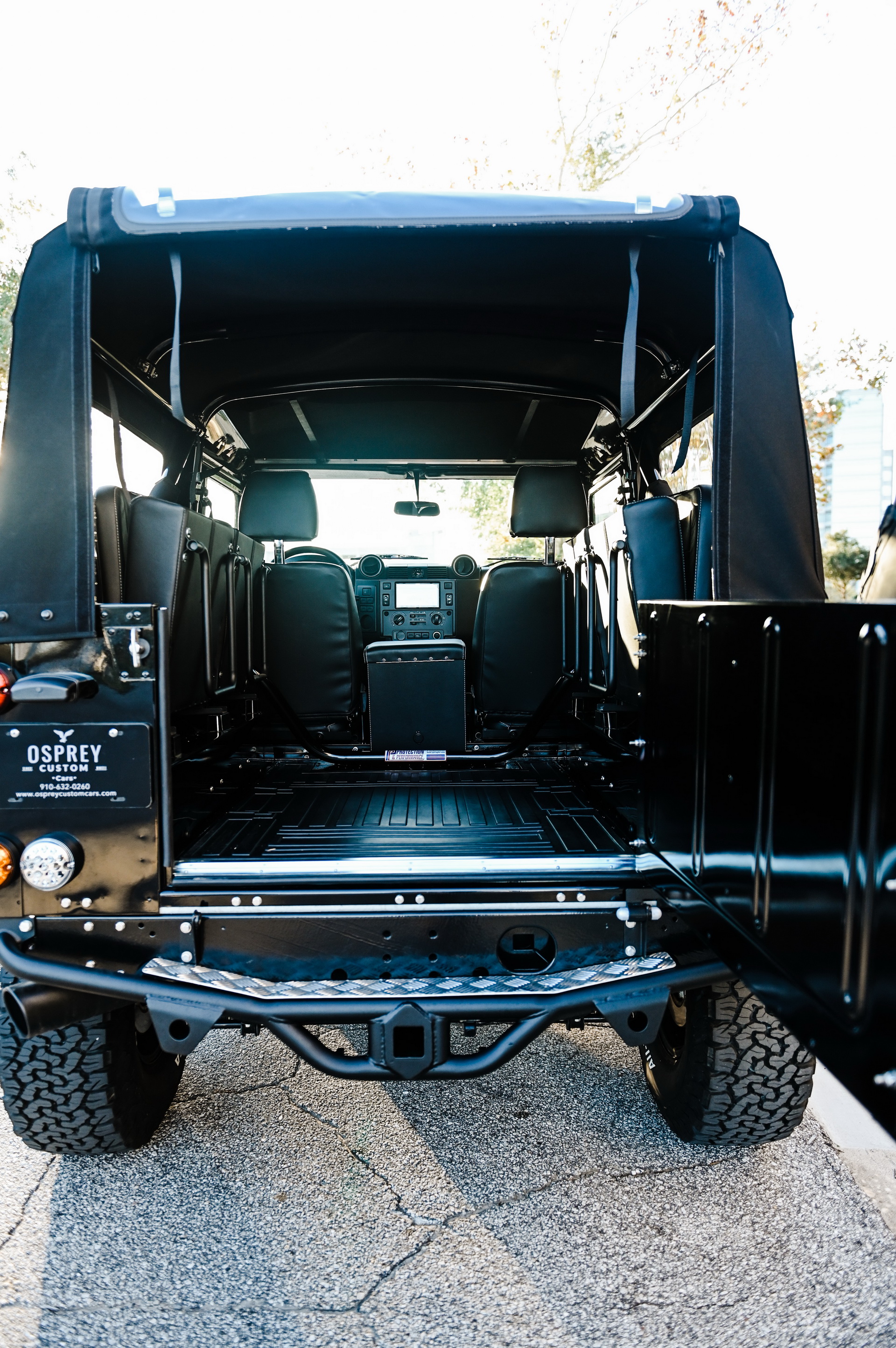 Osprey’s Land Rover Defender 90 Has Classic Looks, Modern Power