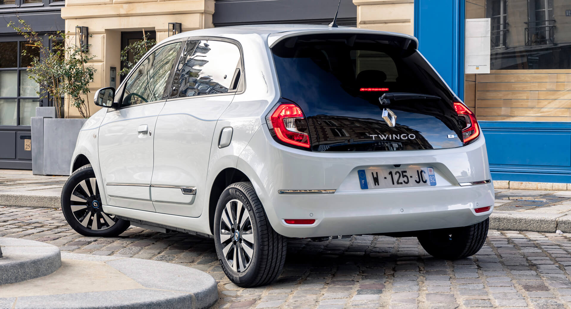 The Renault Twingo ZE is a tiny EV you can't have