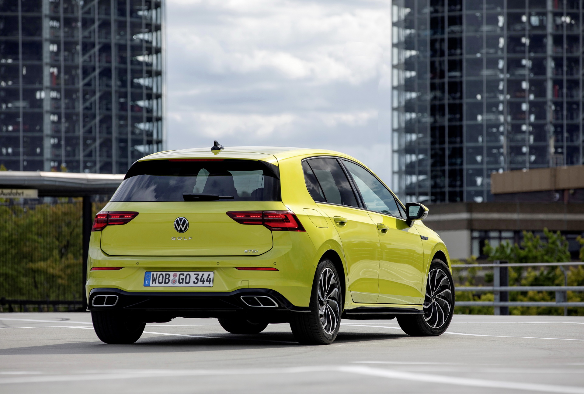 VW Recalls 56,000 Golf Models Plagued By Software Issues