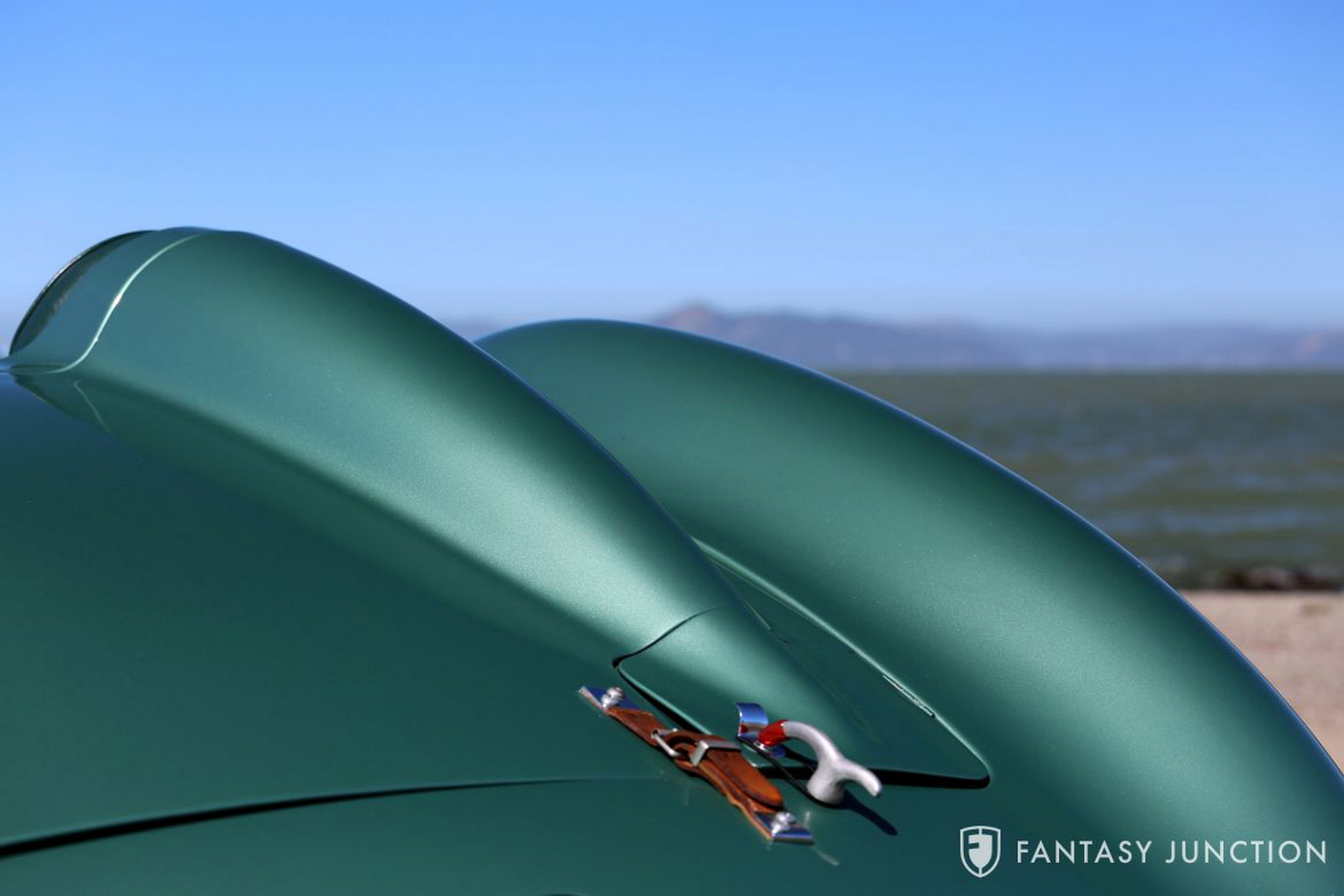 For $379,500, Live Like A Le Mans Racer With This 1958 Aston Martin DBR2 Replica