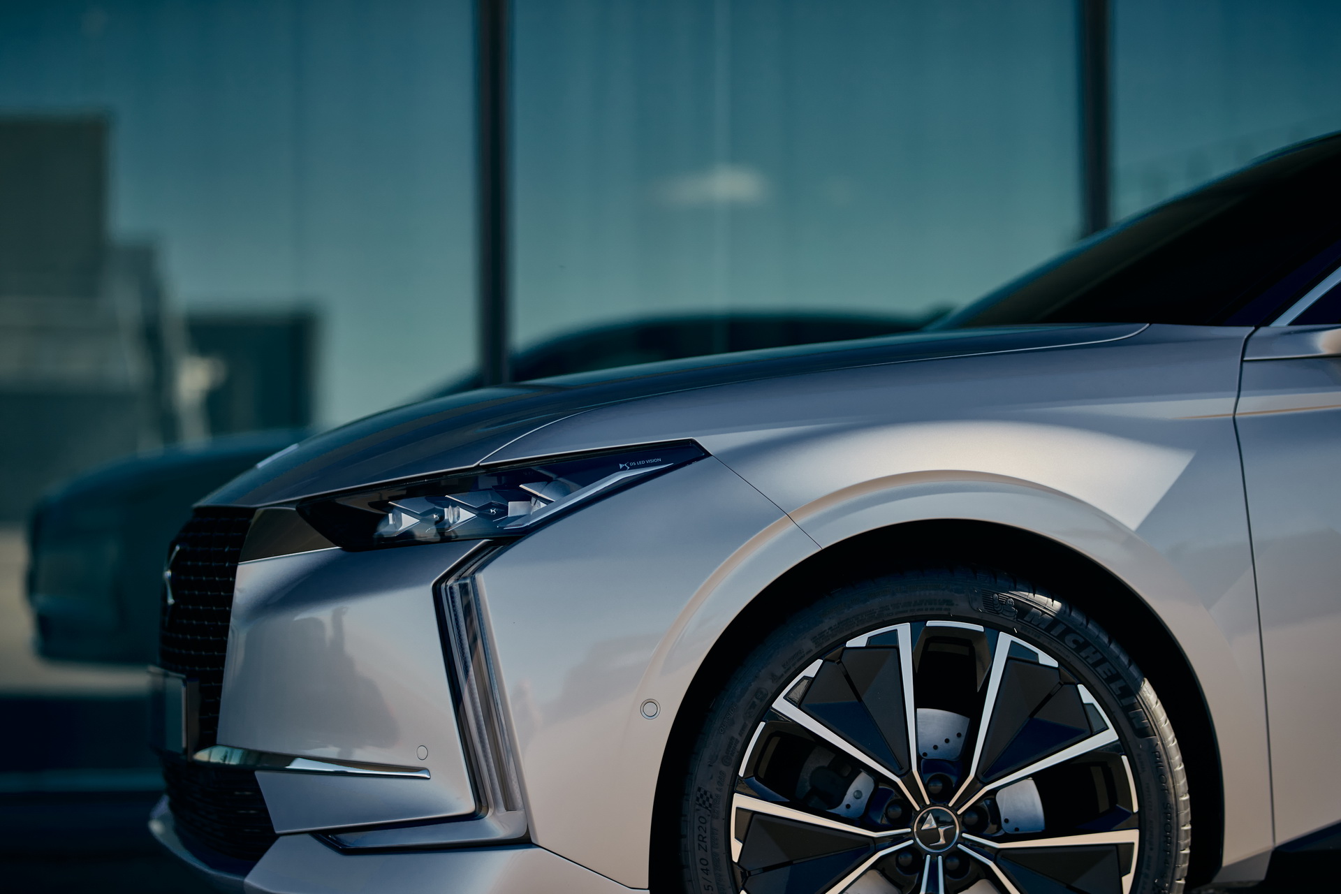 All-New DS 4 Debuts With Striking Looks, And An Interior That Demands Your Attention