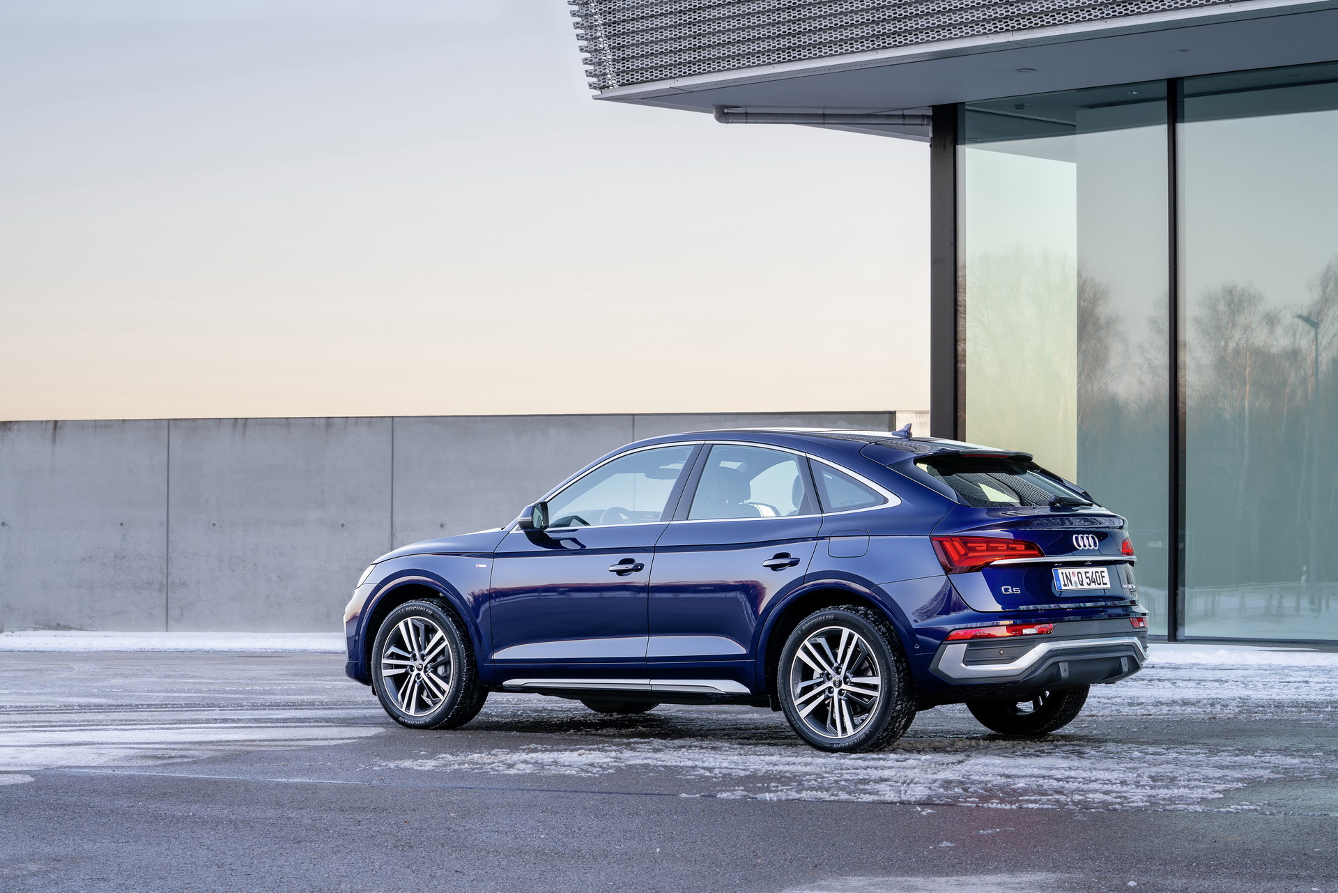 Audi Upgrades Plug-In Hybrid Q5, A6, and A7 Sportback With A Bigger Battery Pack