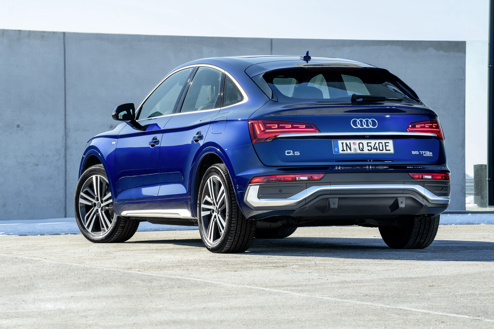 Audi Upgrades Plug-In Hybrid Q5, A6, and A7 Sportback With A Bigger Battery Pack