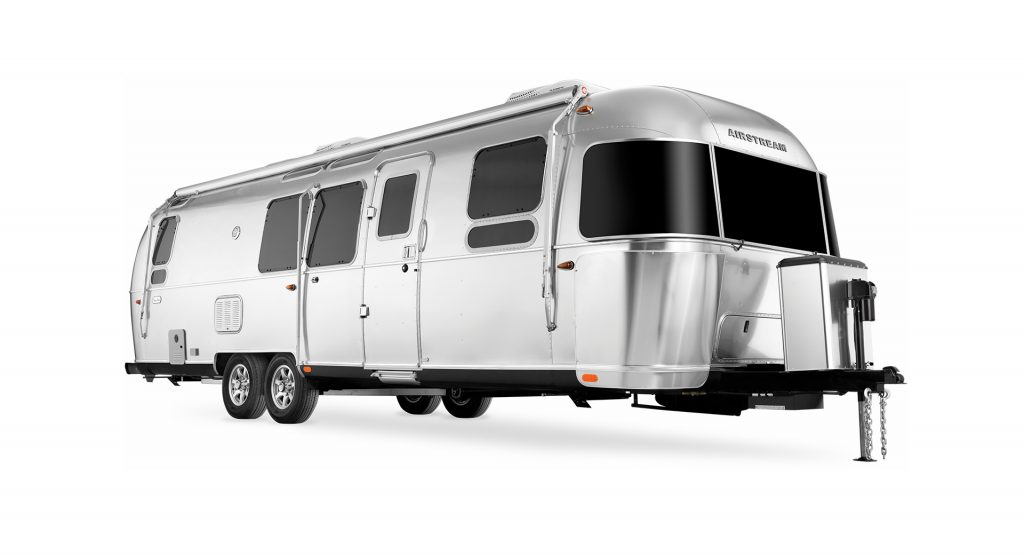 Free Yourself With Airstream’s New Work-From-Anywhere Trailer With An Office