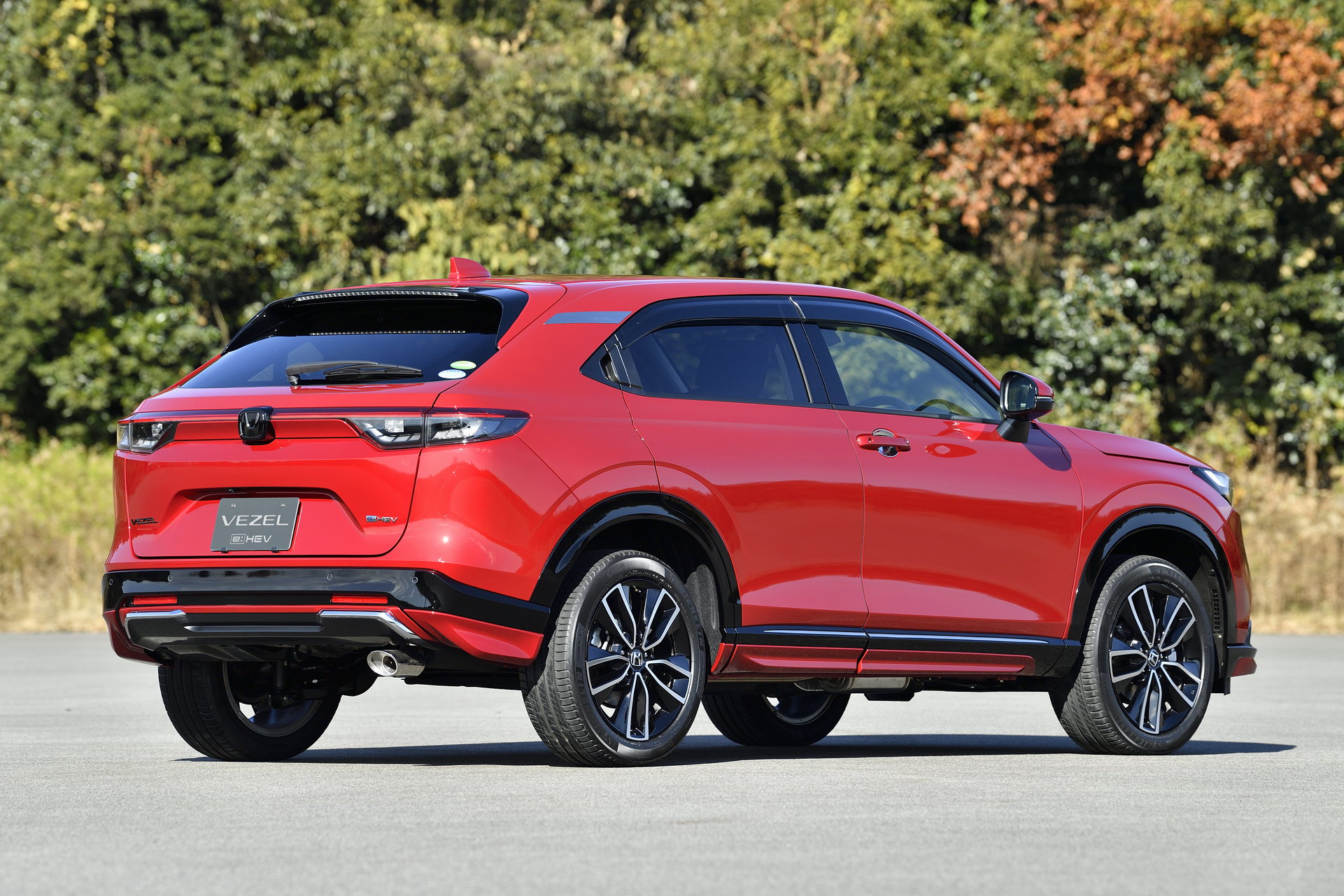 Honda Wastes No Time Pimping Up New 2021 HR-V / Vezel