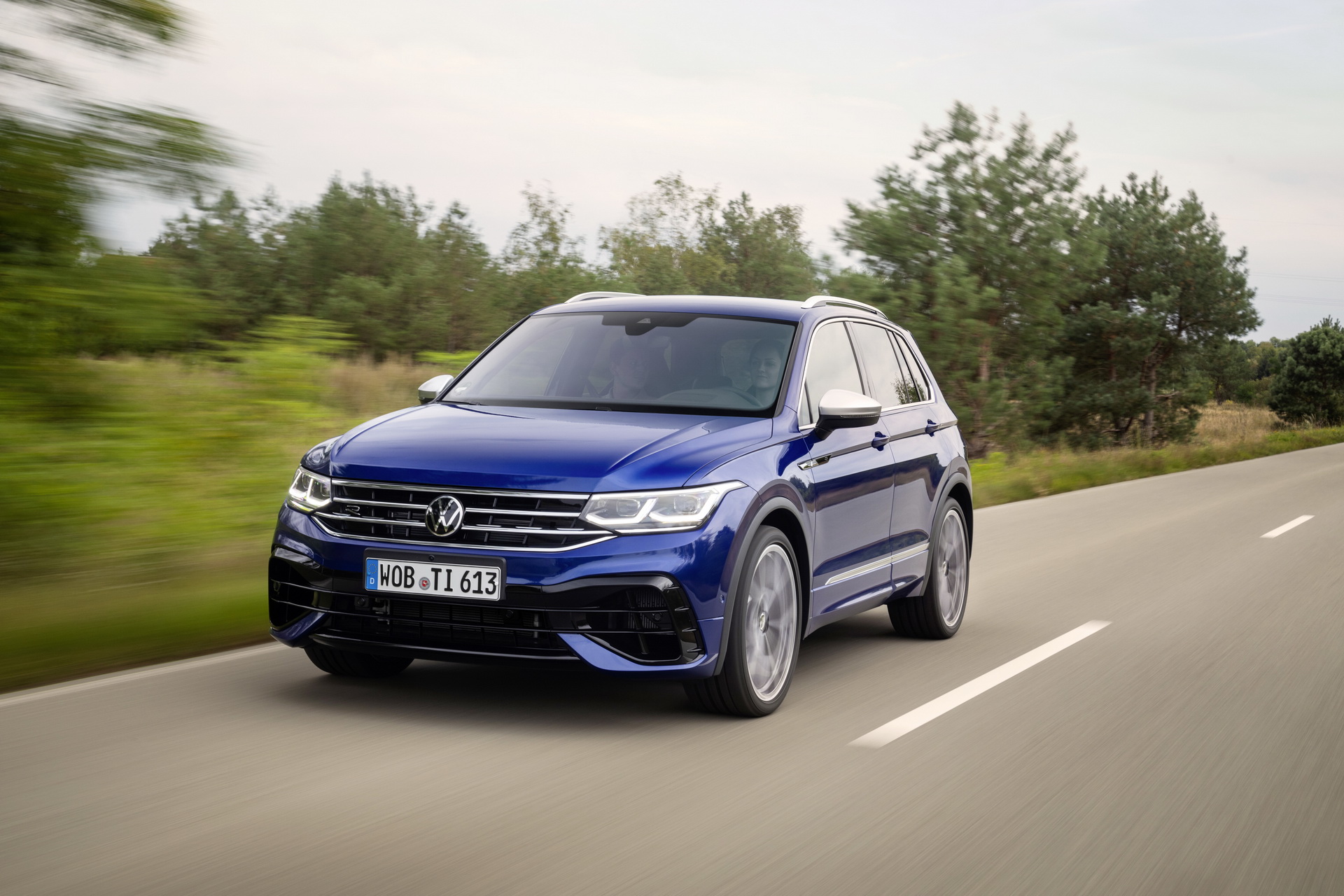 2021 VW Tiguan R: 316 HP Performance SUV Launched In The UK Starting From £45,915