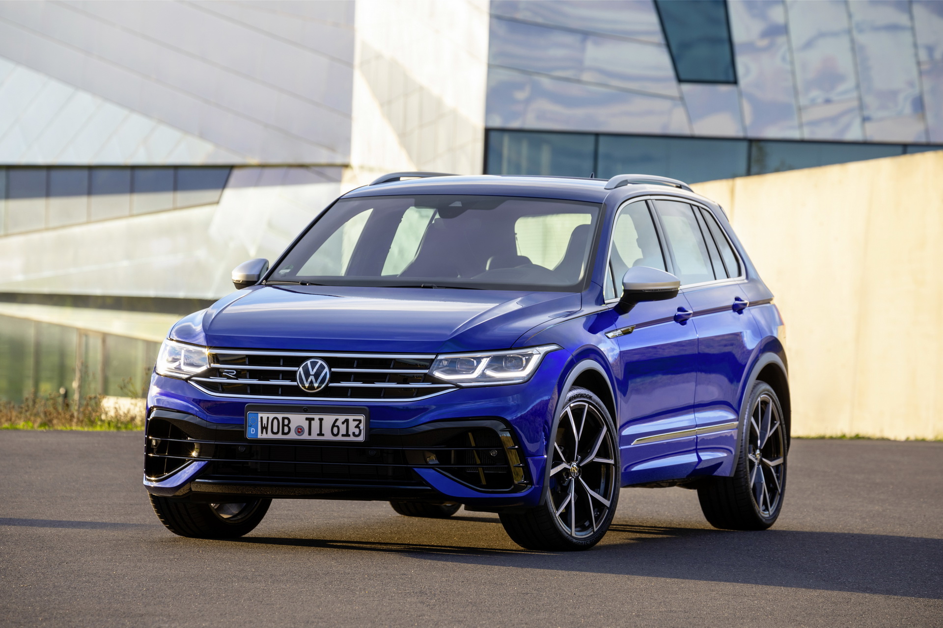 2021 VW Tiguan R: 316 HP Performance SUV Launched In The UK Starting From £45,915