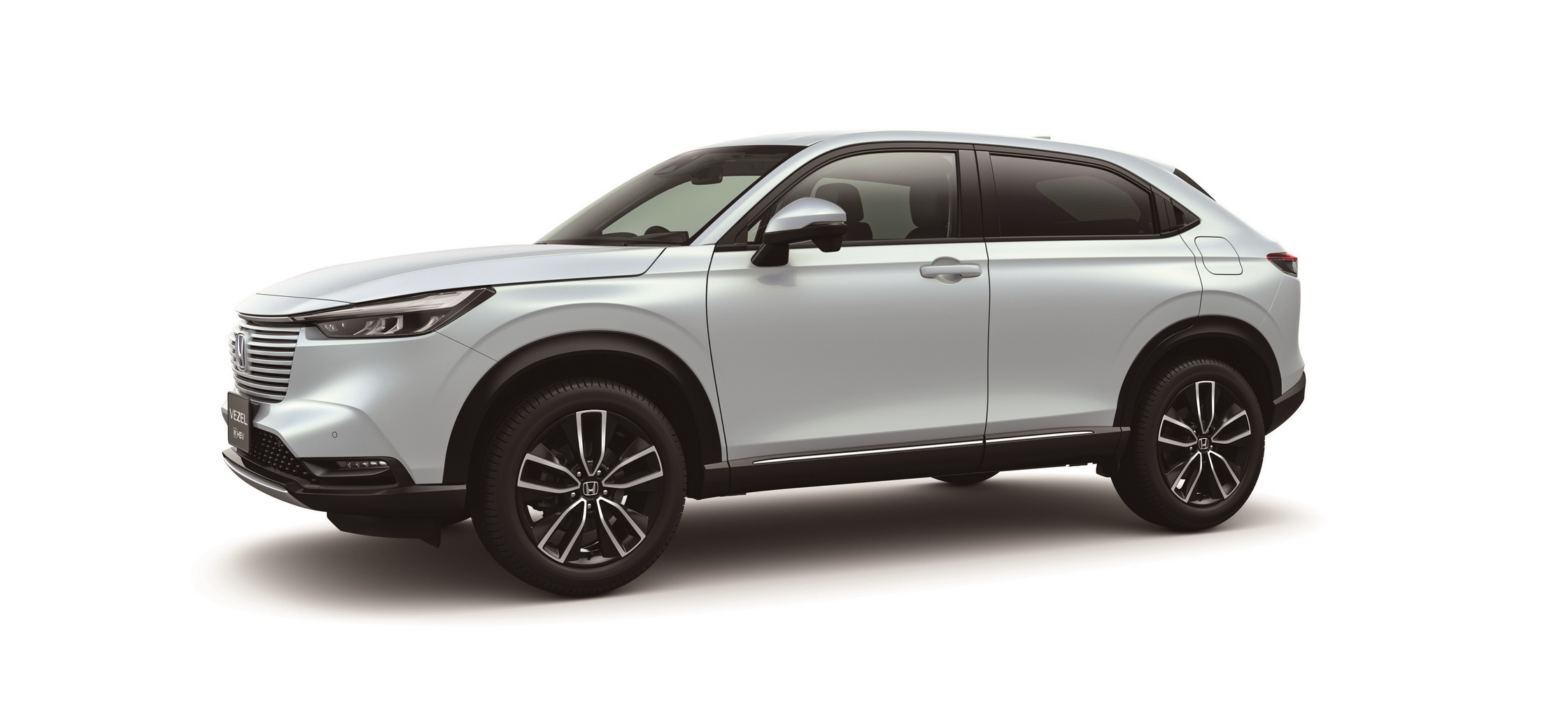 2022 Honda HR-V e:HEV Turns Into A Small Crossover Coupe With Hybrid Power