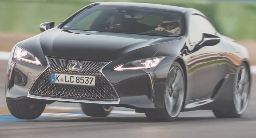  Lexus LC500 Fights The Clock At The Hockenheim GP, Comes Behind The Jaguar F-Type P450