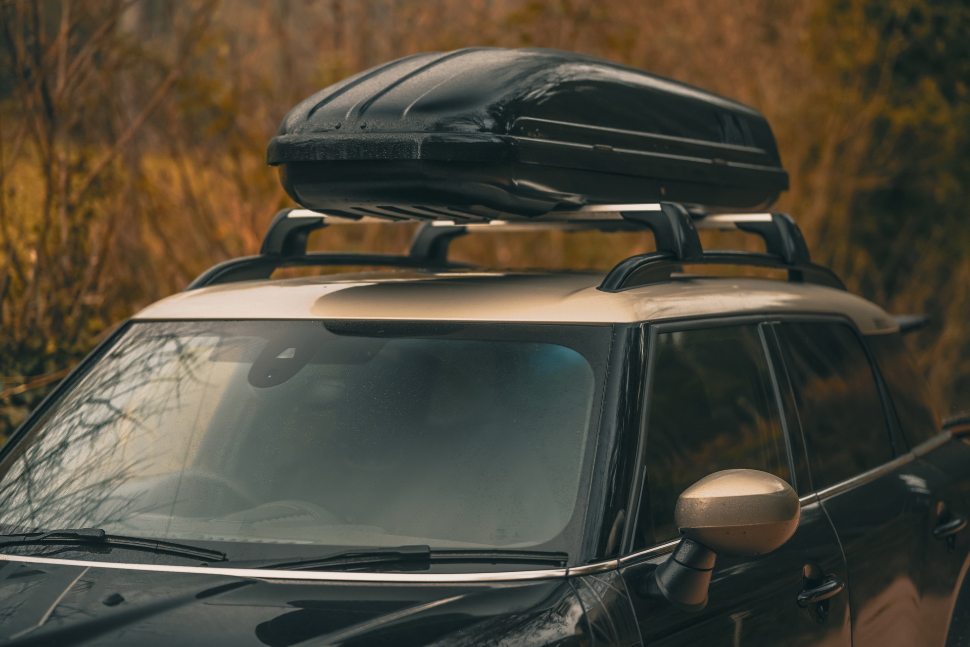 UK’s MINI Countryman And Clubman Get Possessed By The Shadow Edition Spirit