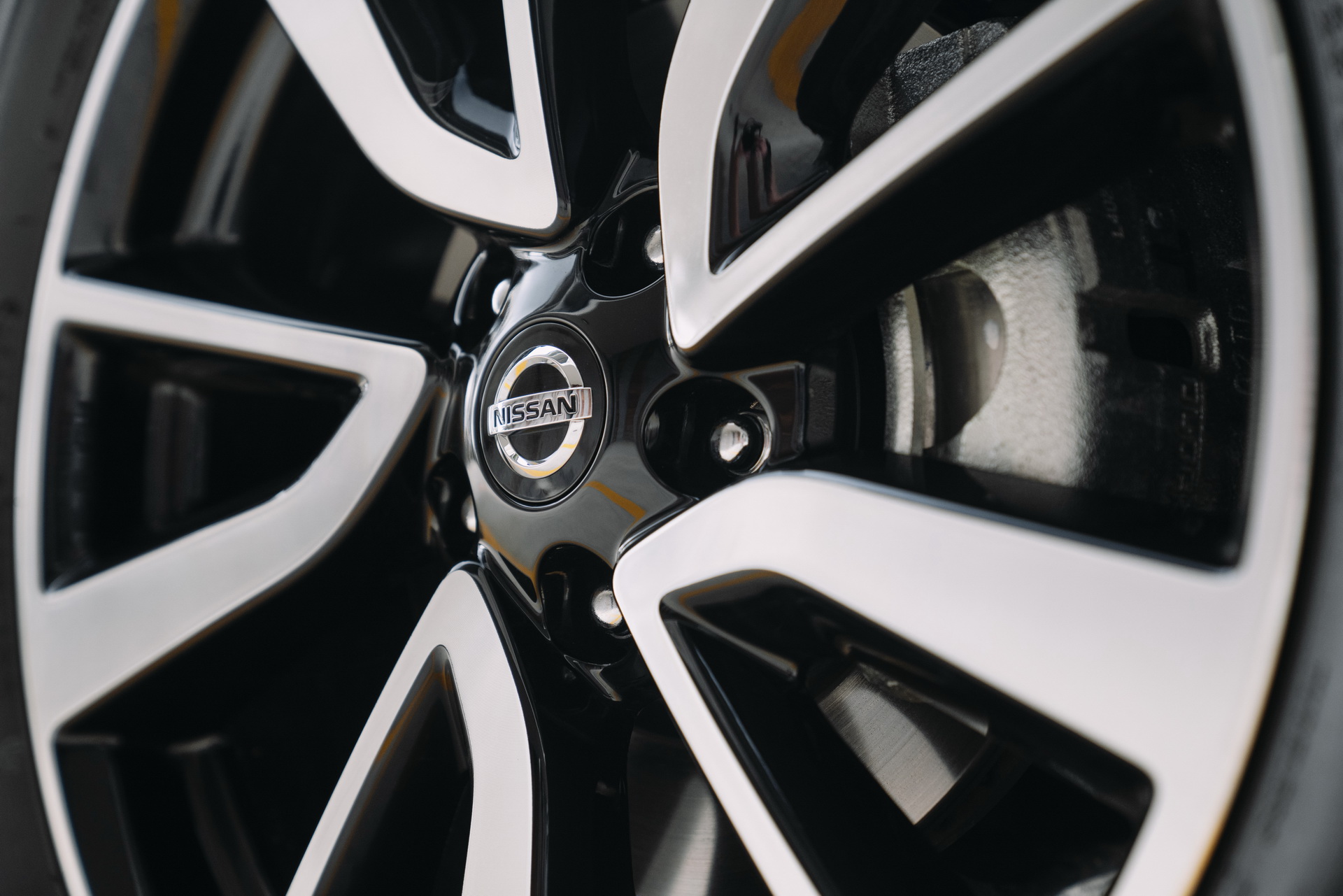 Nissan Updates Old X-Trail For 2021 Down Under Hoping Aussies Forget About The New One