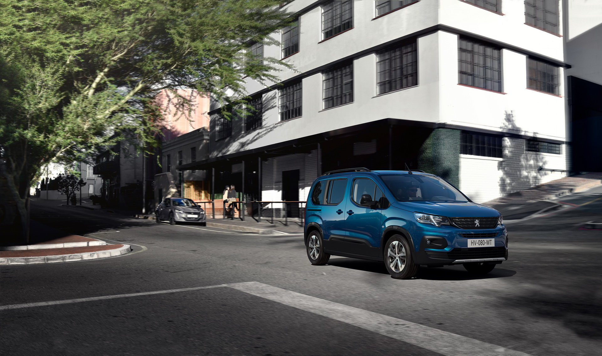 Peugeot Expands All-Electric Range With 2021 e-Rifter MPV