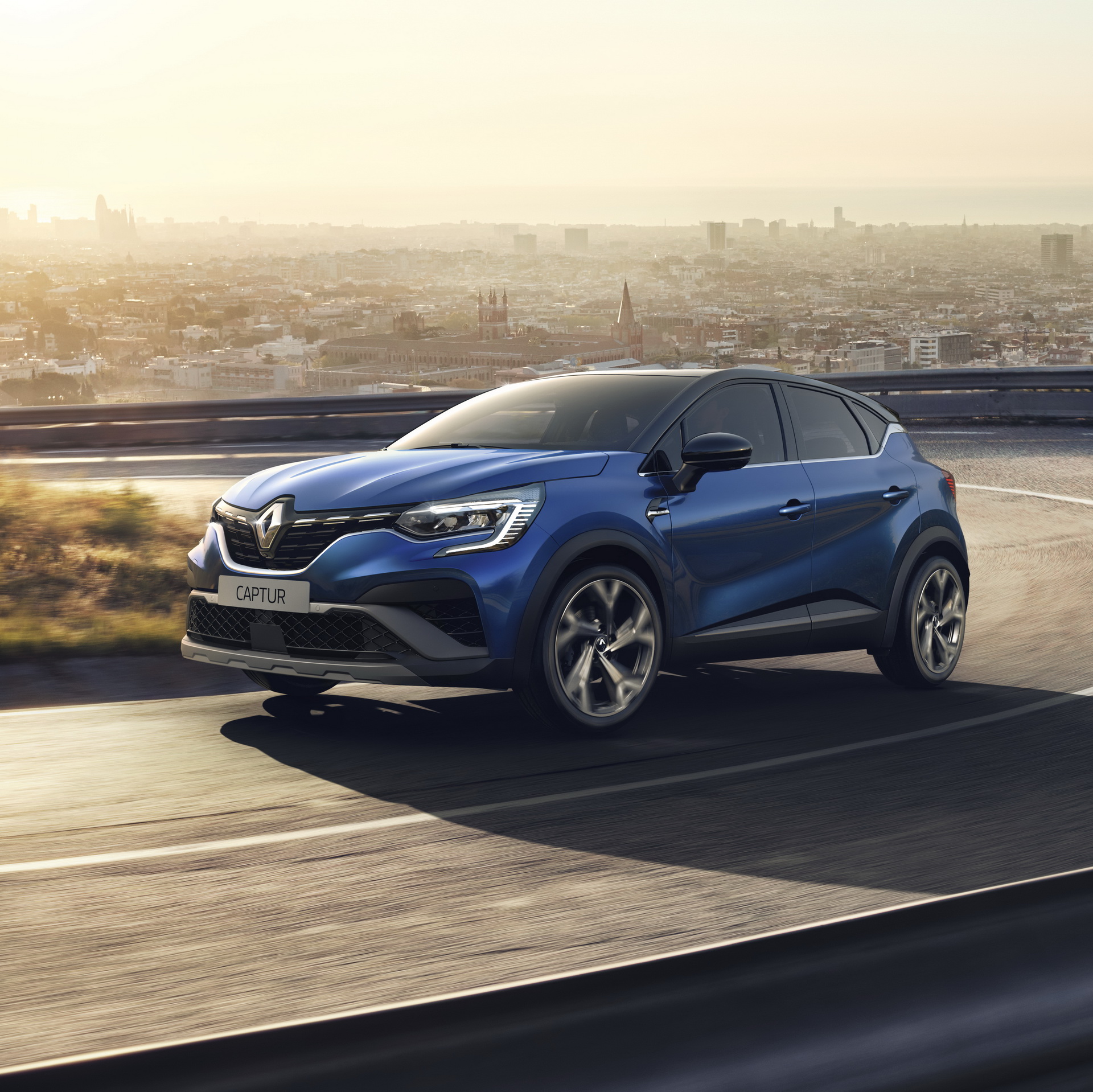 2021 Renault Captur R.S. Line Adds A Touch Of Sportiness To Subcompact Crossover
