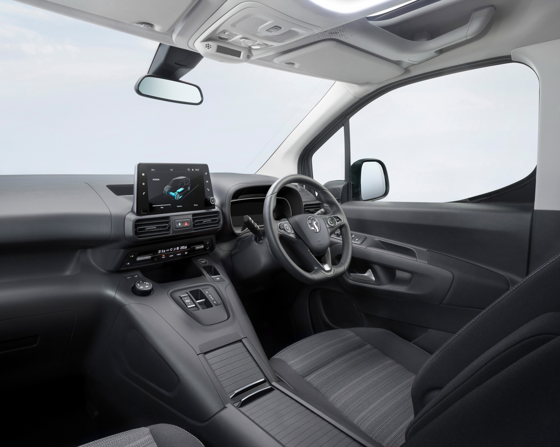2021 Opel Combo-e Life Electric MPV Unveiled With A Driving Range Of Up To 174 Miles