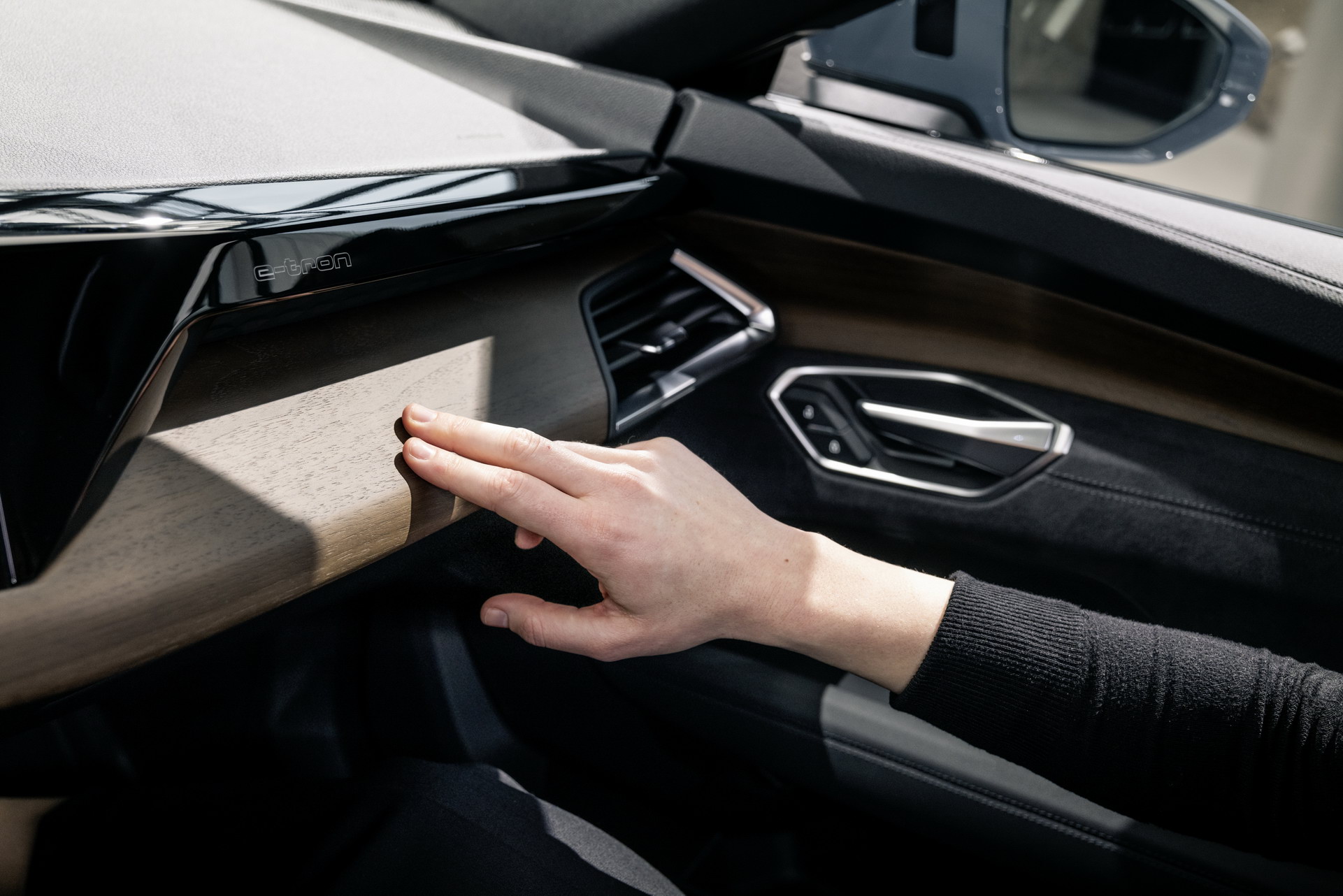 The 2022 Audi E-Tron GT Is Here, And It’s A Beaut With Electrifying Performance From $99,900