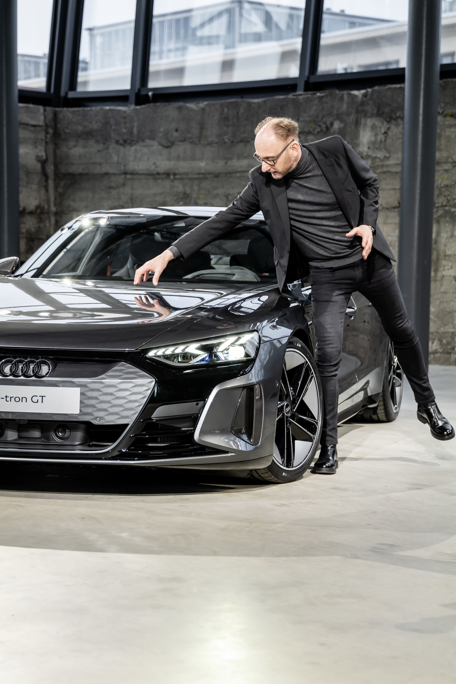 The 2022 Audi E-Tron GT Is Here, And It’s A Beaut With Electrifying Performance From $99,900