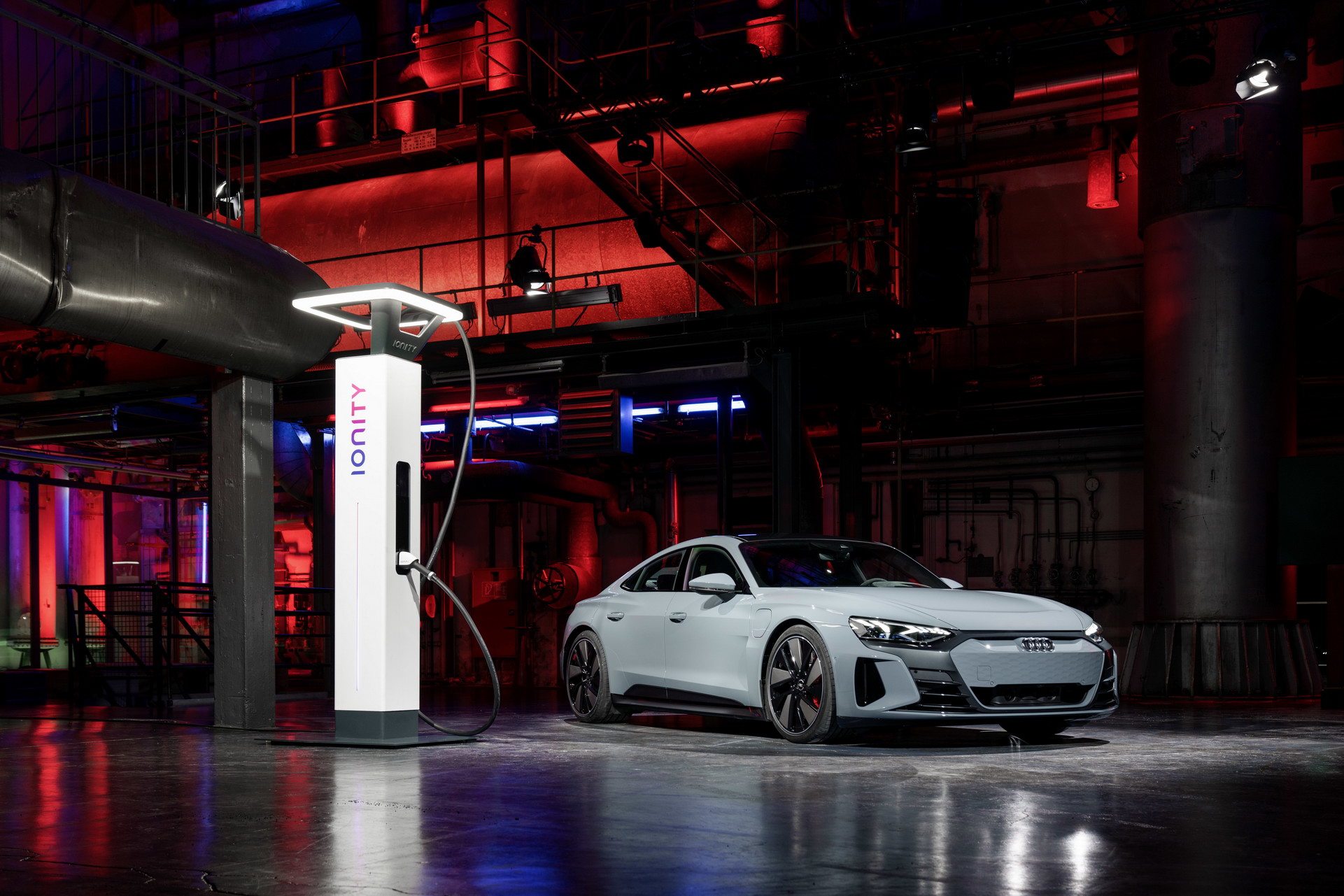 The 2022 Audi E-Tron GT Is Here, And It’s A Beaut With Electrifying Performance From $99,900