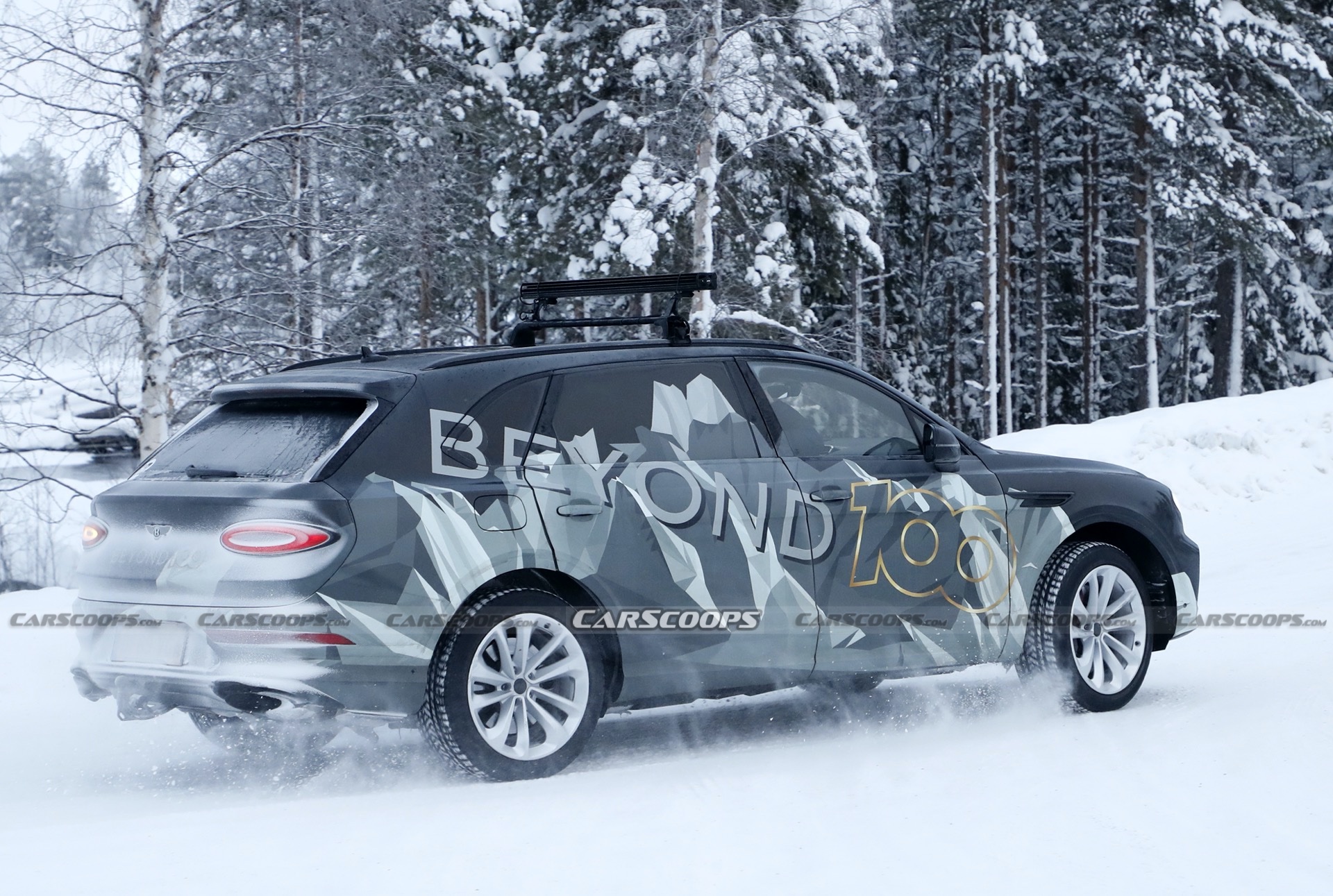 Bentley’s Bentayga Extended Wheelbase Spied During Winter Testing