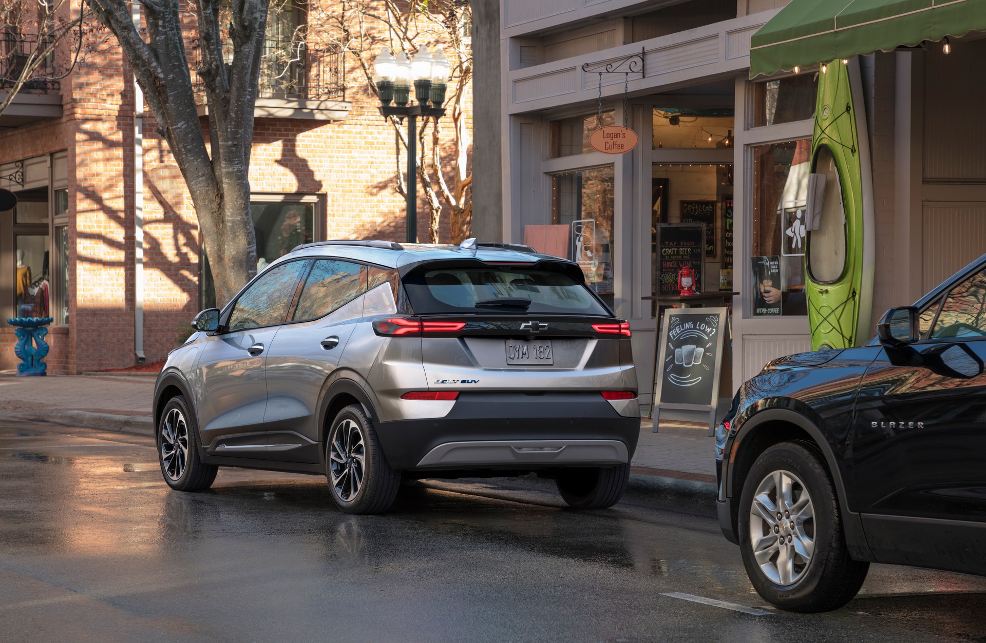 The 2022 Chevrolet Bolt And Bolt EUV Combine Bold Styling With Up To 259 Miles Of Range
