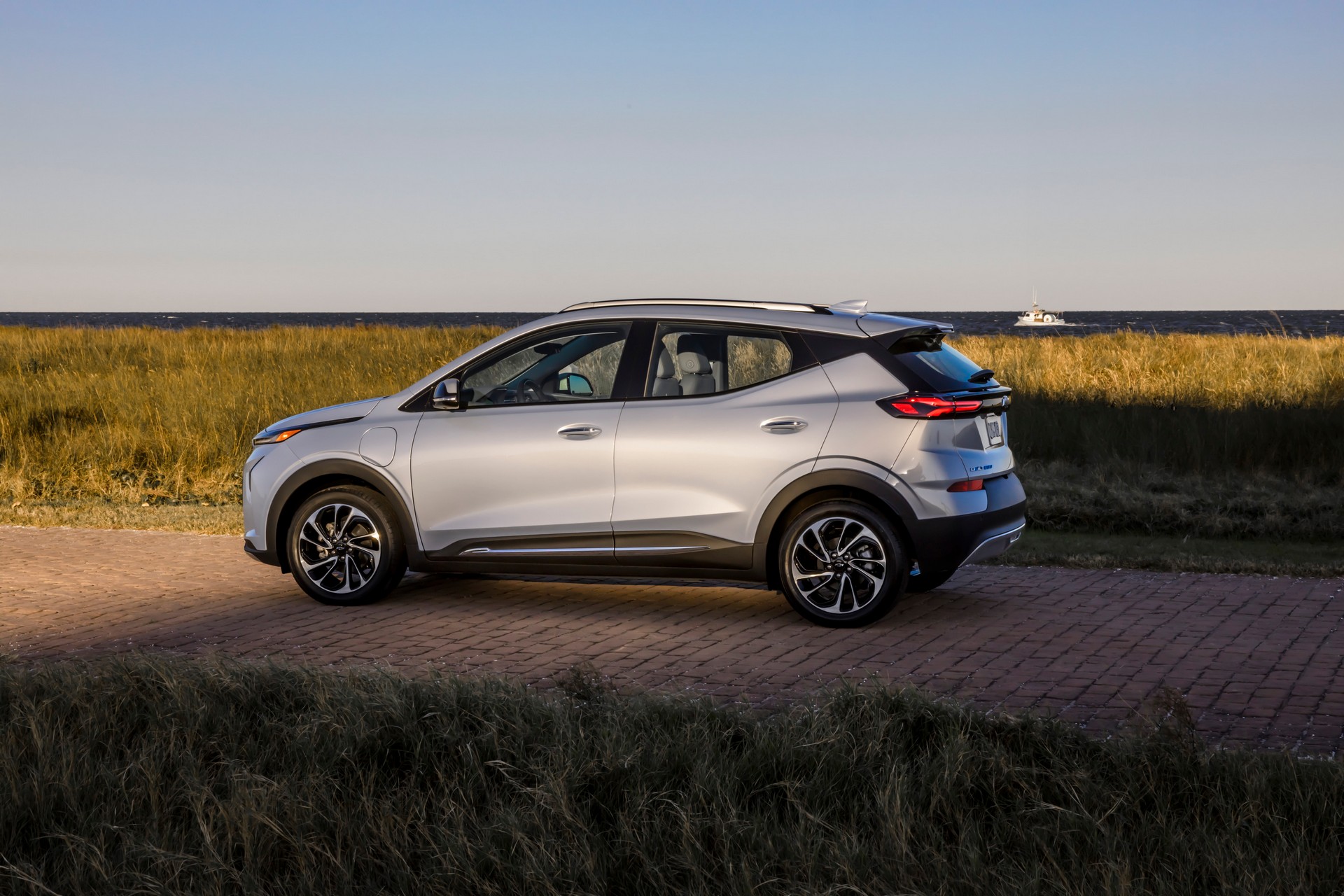 The 2022 Chevrolet Bolt And Bolt EUV Combine Bold Styling With Up To 259 Miles Of Range