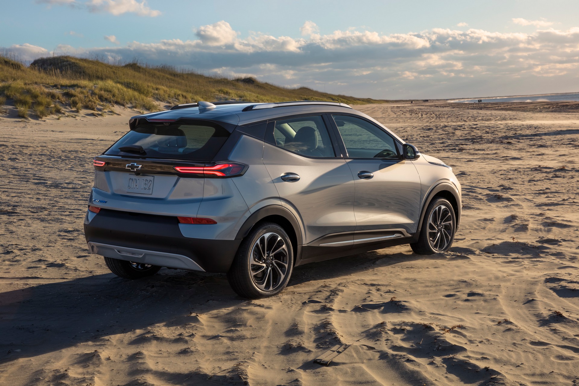The 2022 Chevrolet Bolt And Bolt EUV Combine Bold Styling With Up To 259 Miles Of Range