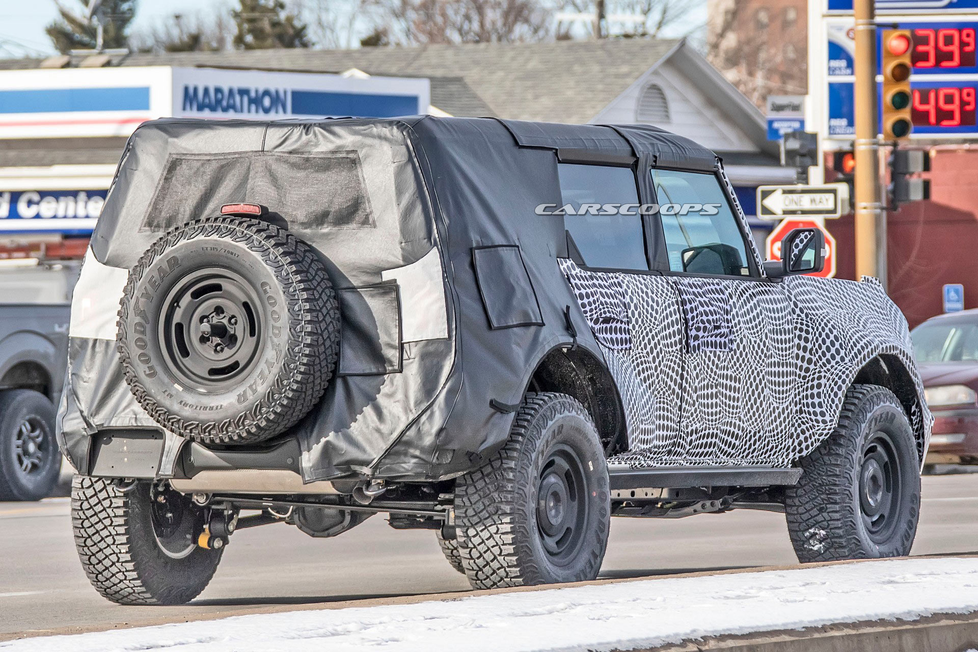 2022 Ford Bronco Heritage Edition Will Be Kicking It Old School