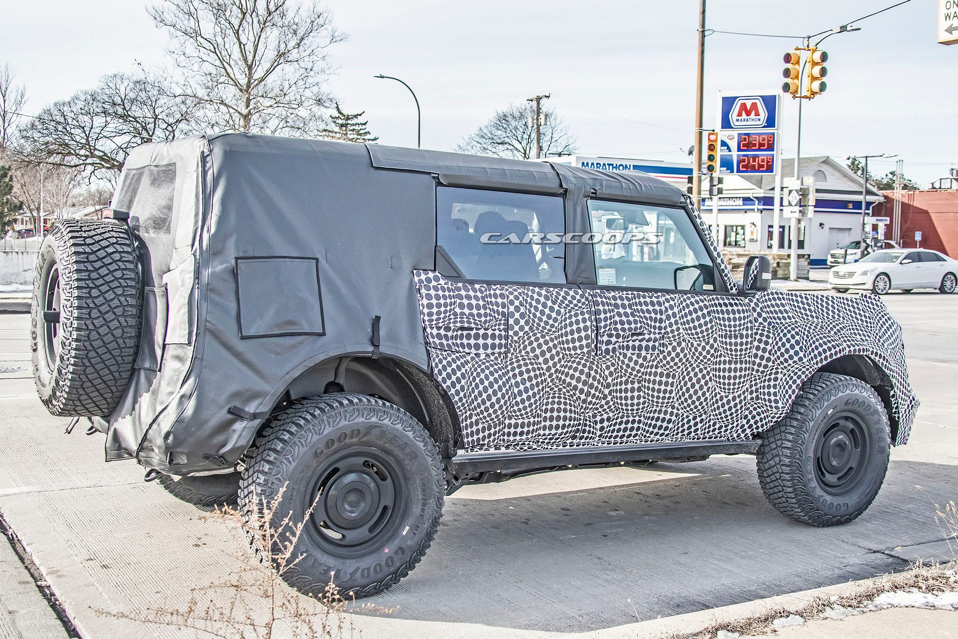 2022 Ford Bronco Heritage Edition Will Be Kicking It Old School