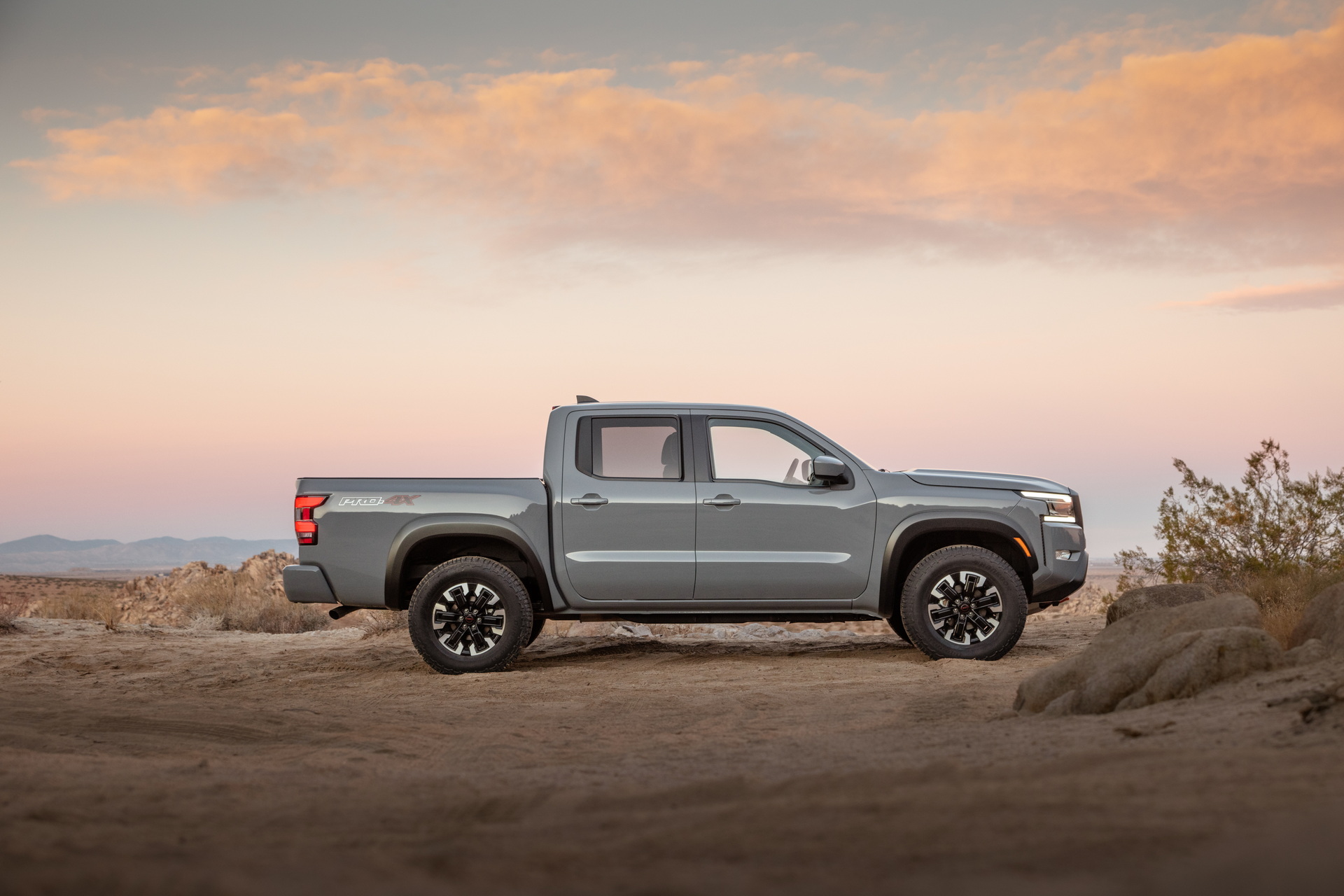 This Is Nissan’s Bigger And Badder All-New 2022 Frontier Mid-Size Truck